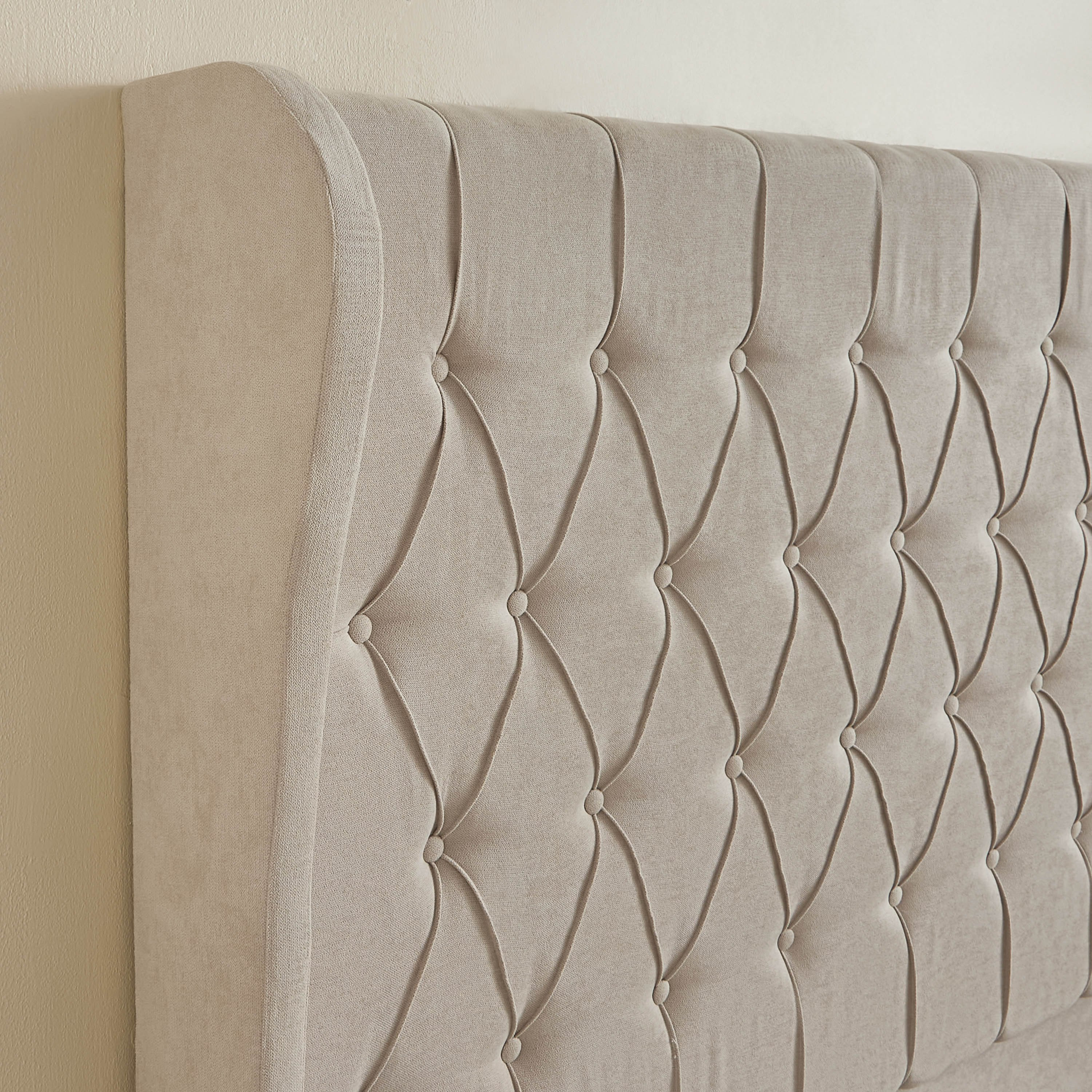 Curvy Chester King Upholstered Bed - 180x200 cm-PROMO_HB_UAE_HBX10_250526-image-4