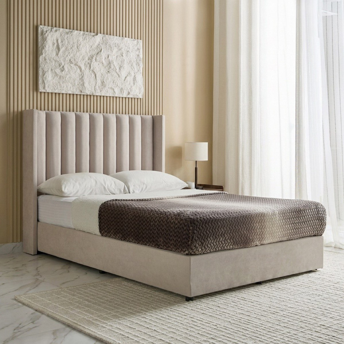 Curvy Clark Upholstered Queen Bed - 160x200 cm-hbxbedroom-bedsandbedsets-beds-queen-image-1