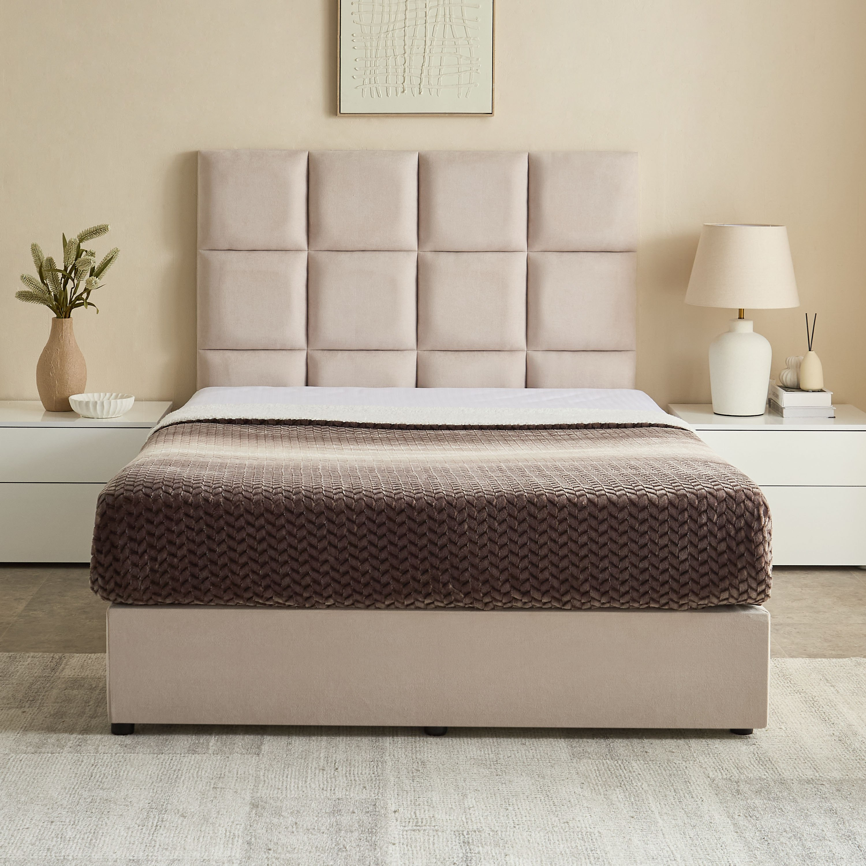 Curvy Rubik Queen Upholstered Bed - 140x200 cm-hbxbedroom-bedsandbedsets-beds-queen-image-2