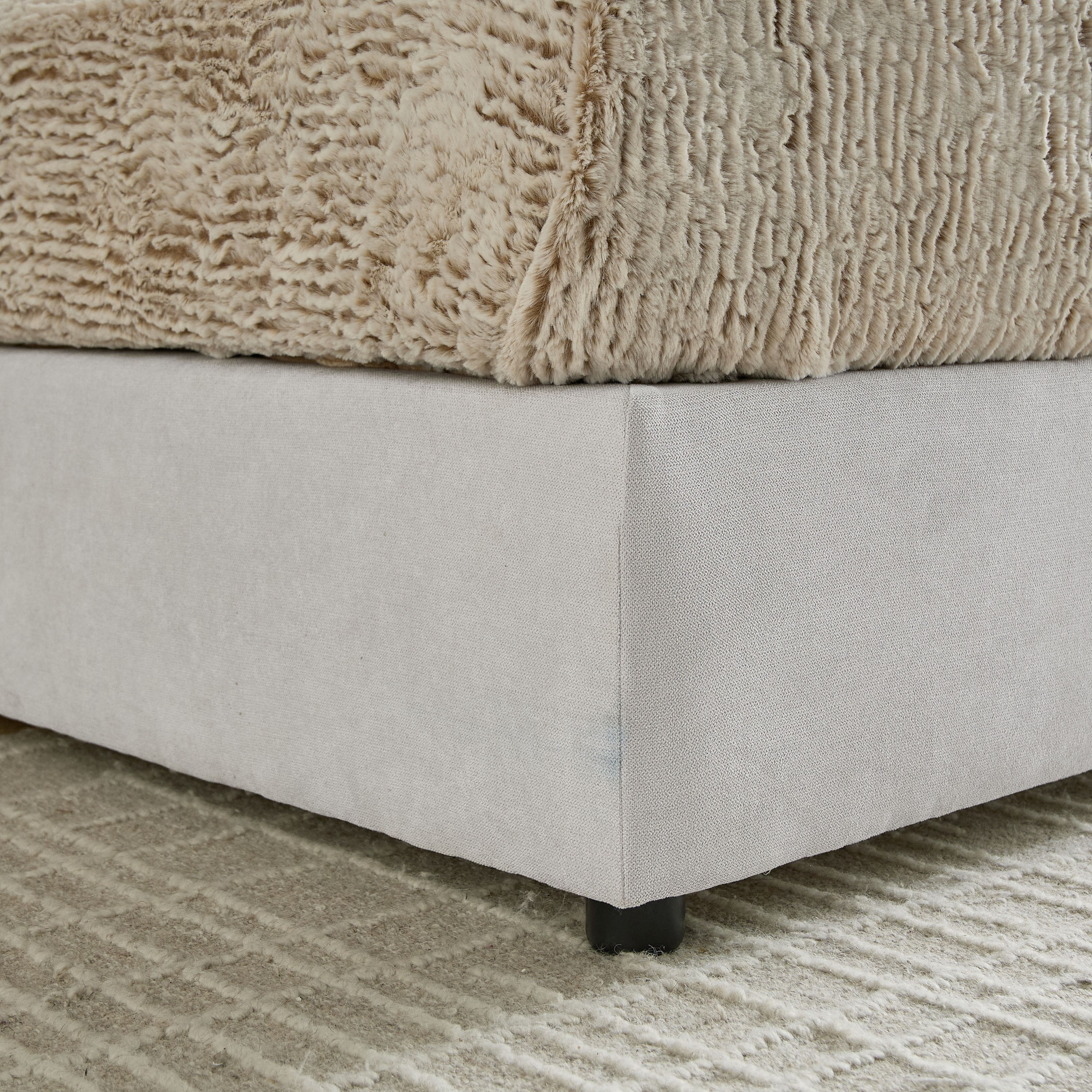 Curvy Rubik Queen Upholstered Bed - 140x200 cm-hbxbedroom-bedsandbedsets-beds-queen-image-6