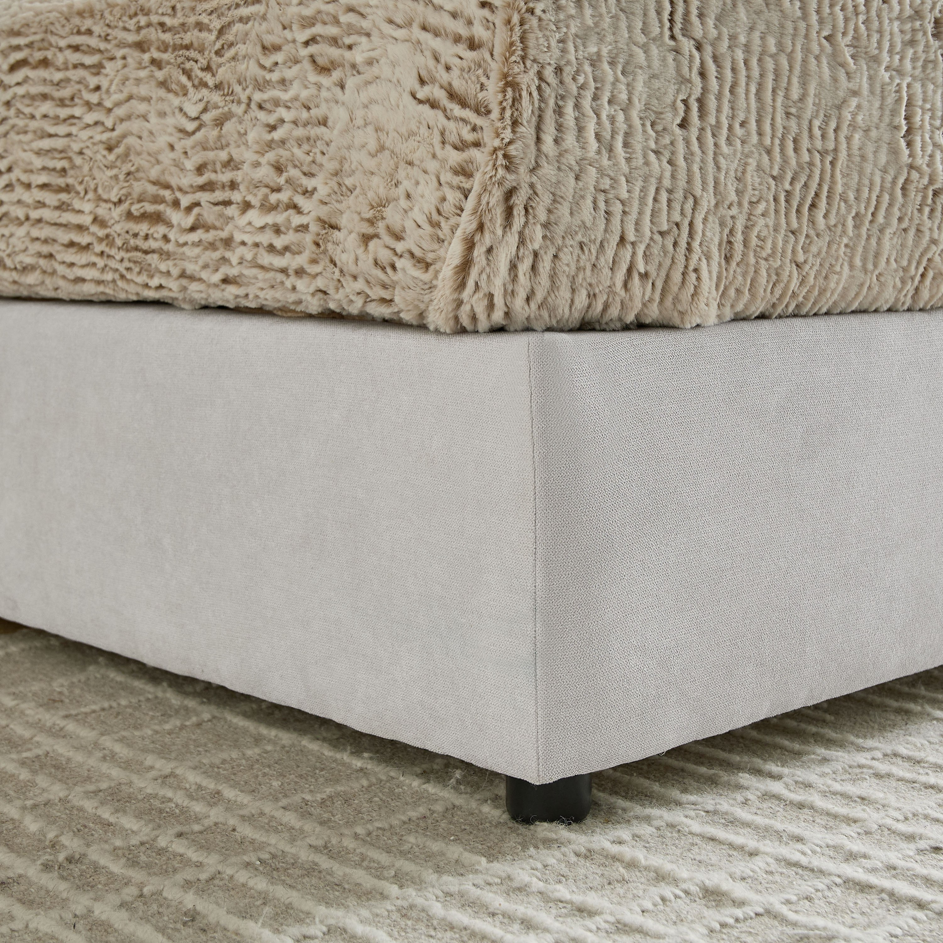 Curvy Rubik Queen Upholstered Bed - 160x200 cm-hbxbedroom-bedsandbedsets-beds-queen-image-5