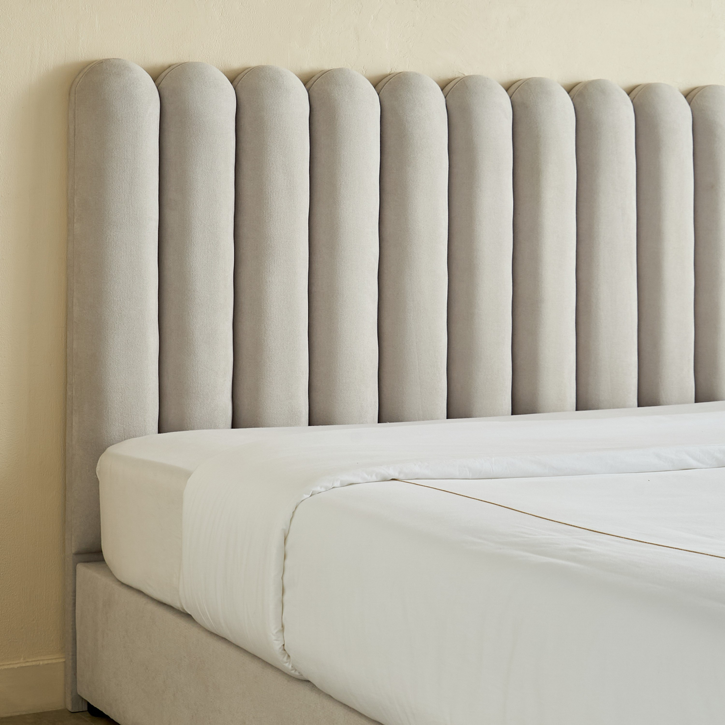 Curvy Haze King Upholstered Bed - 180x200 cm-PROMO_HB_UAE_HBX10_250526-image-3