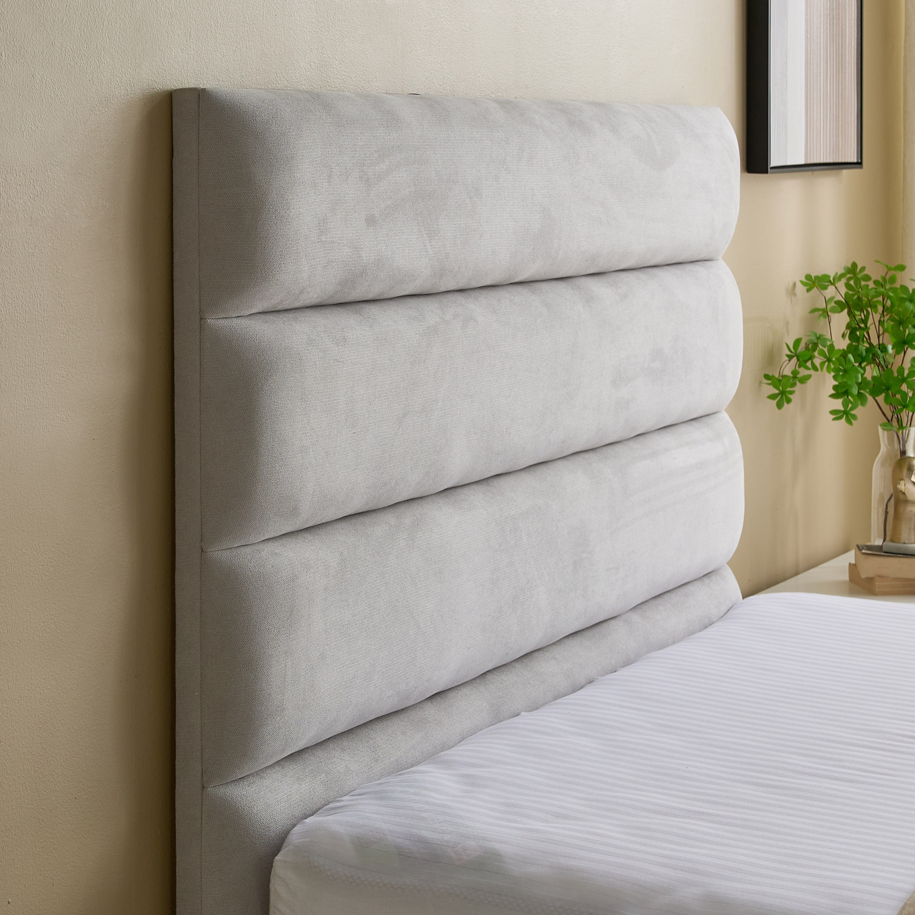 Curvy Linear Upholstered Queen Bed - 140x200 cm-hbxbedroom-bedsandbedsets-beds-queen-image-4