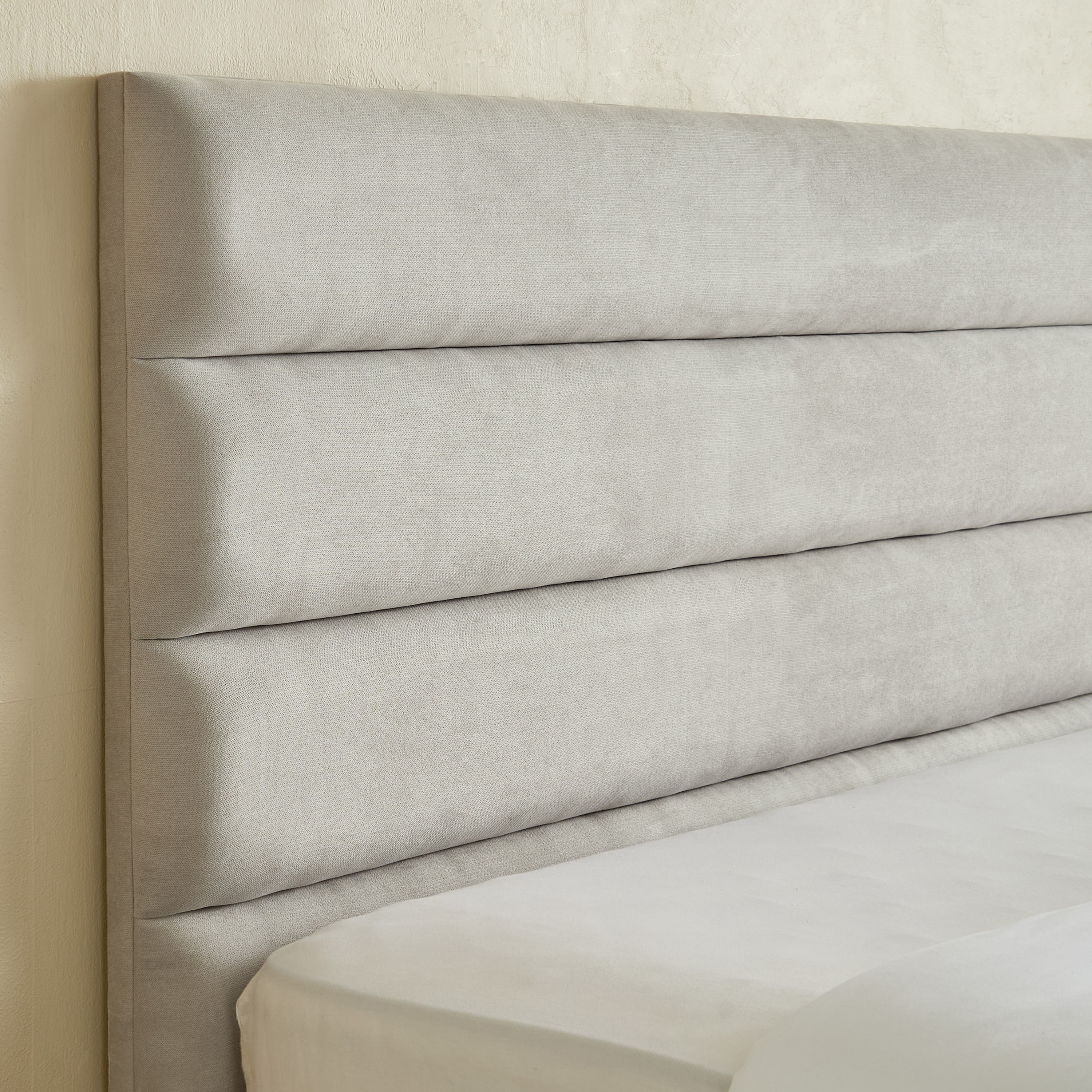 Curvy Linear King Upholstered Bed - 180x200 cm-PROMO_HB_UAE_HBX10_250526-image-4
