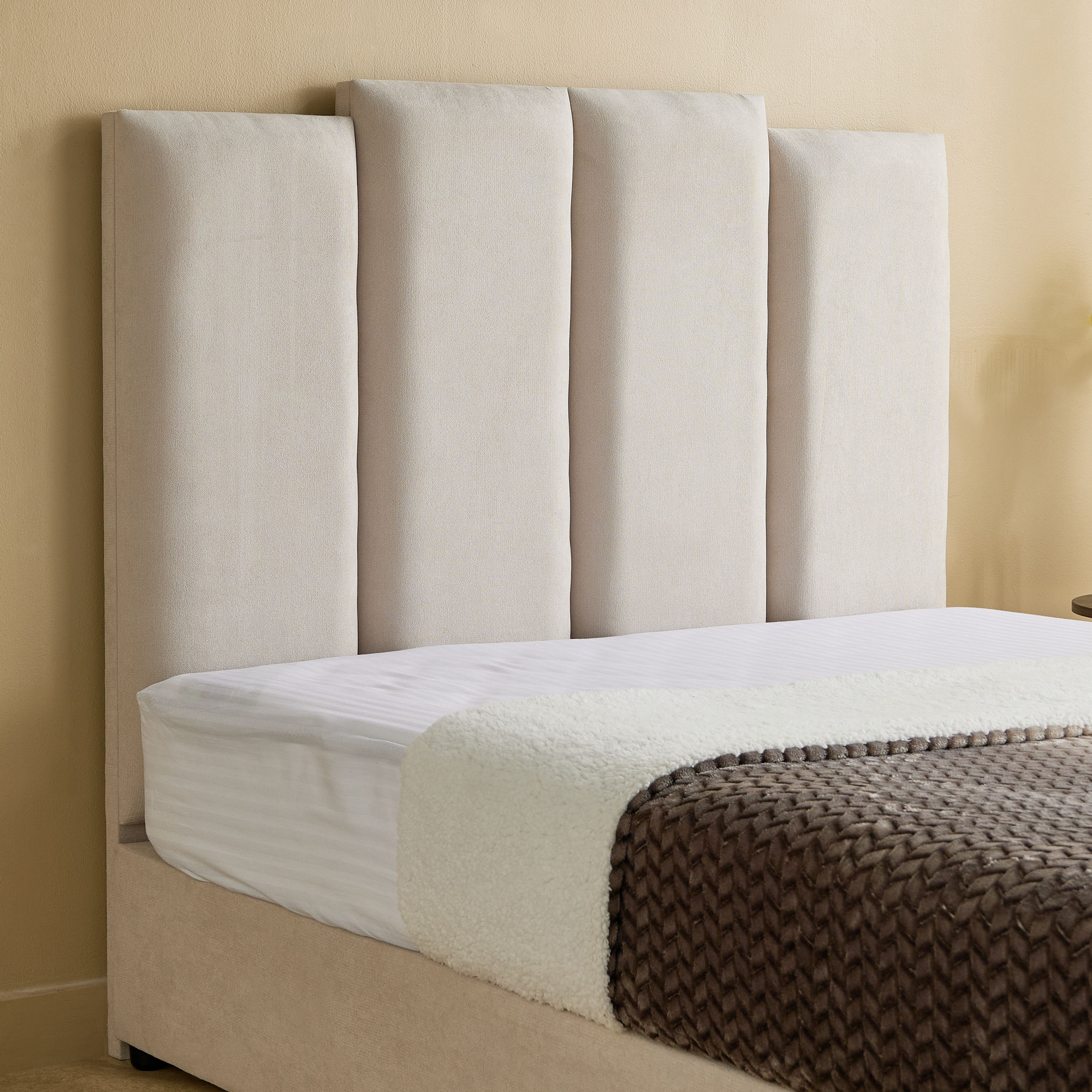 Curvy Riston Upholstered Twin Bed - 120x200 cm-hbxbedroom-bedsandbedsets-upholsteredbeds-twin-image-3