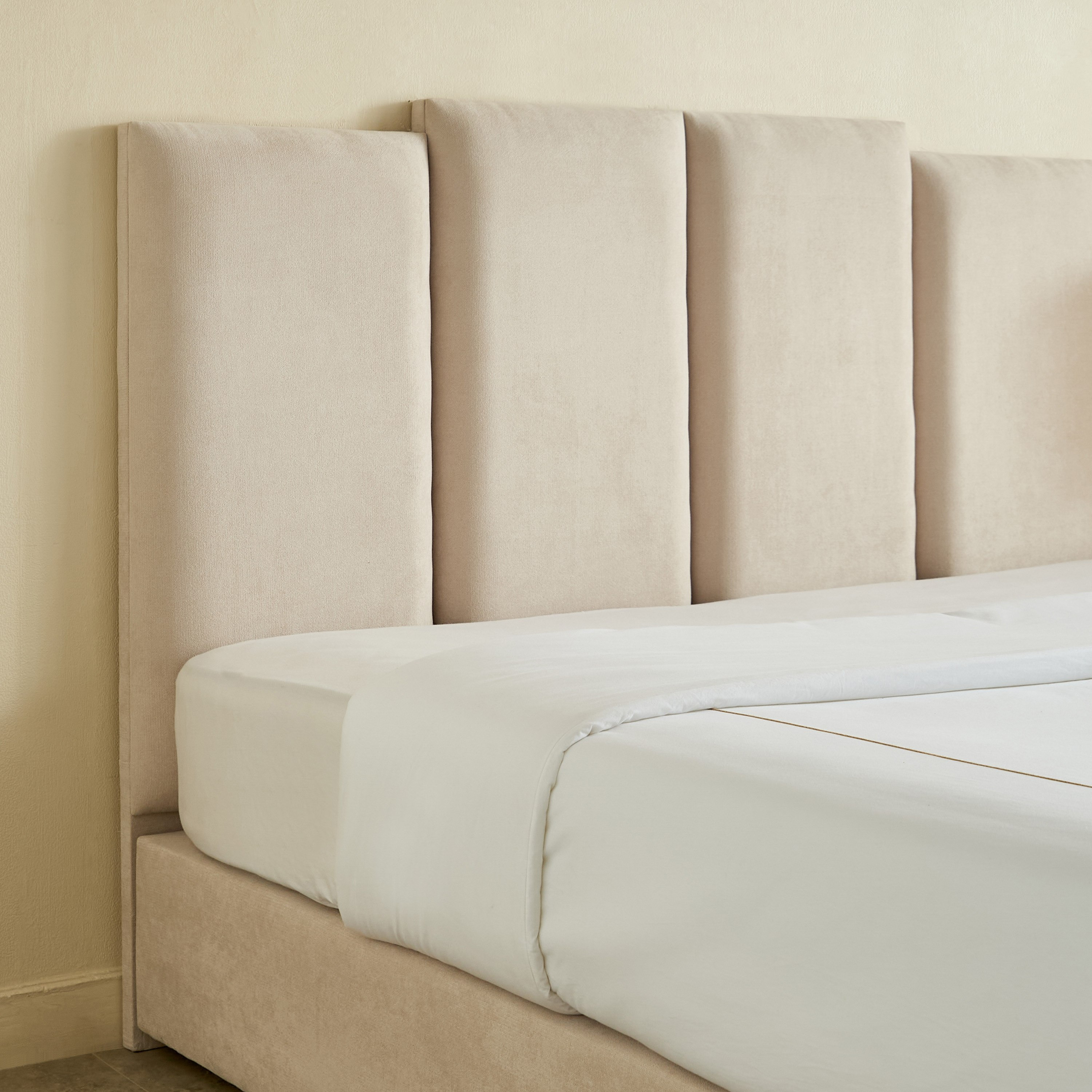 Curvy Riston Upholstered King Bed - 180x200 cm-PROMO_HB_UAE_HBX10_250526-image-3