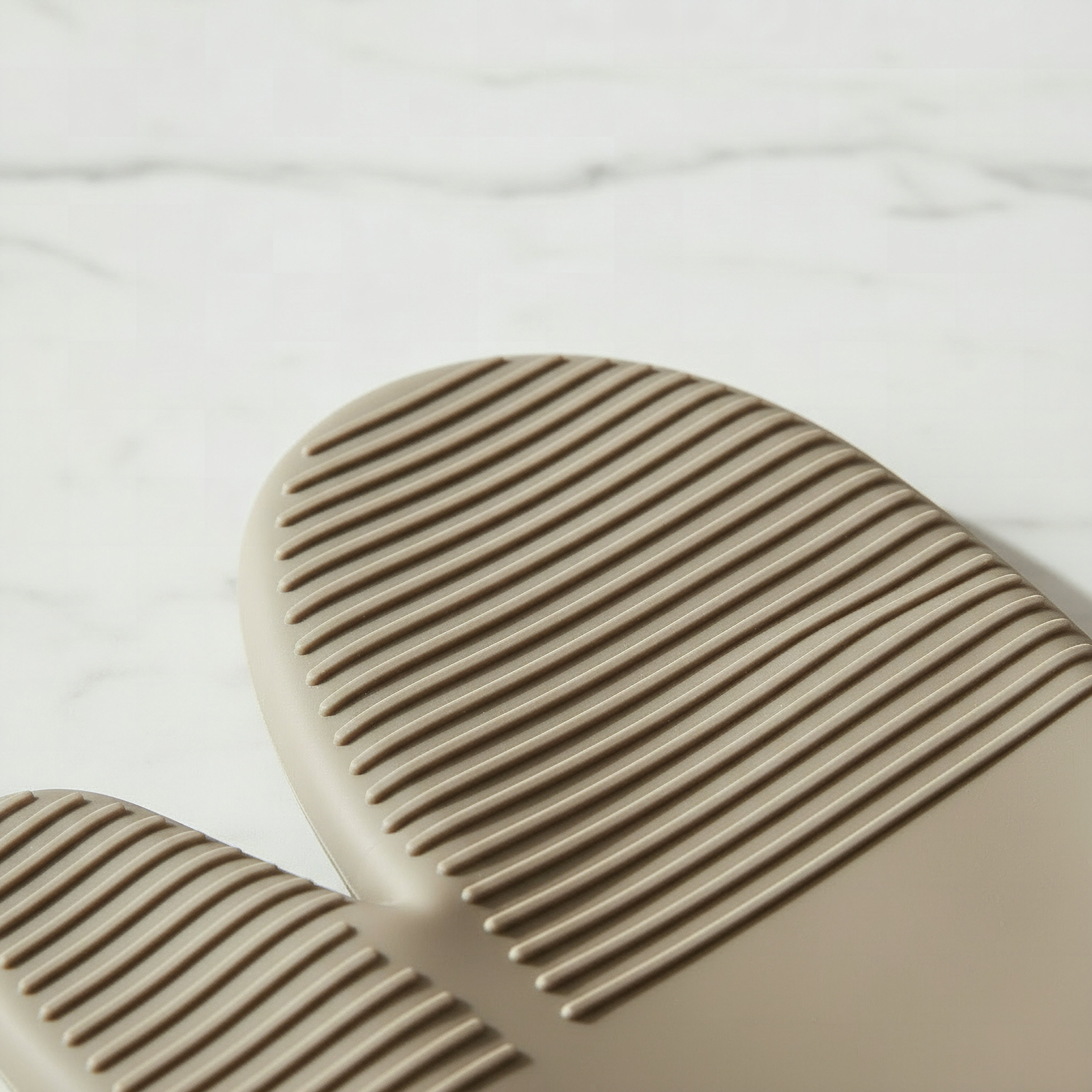 Avon Silicone Glove - 21x17 cm-hbxkitchen-bakeware-image-3