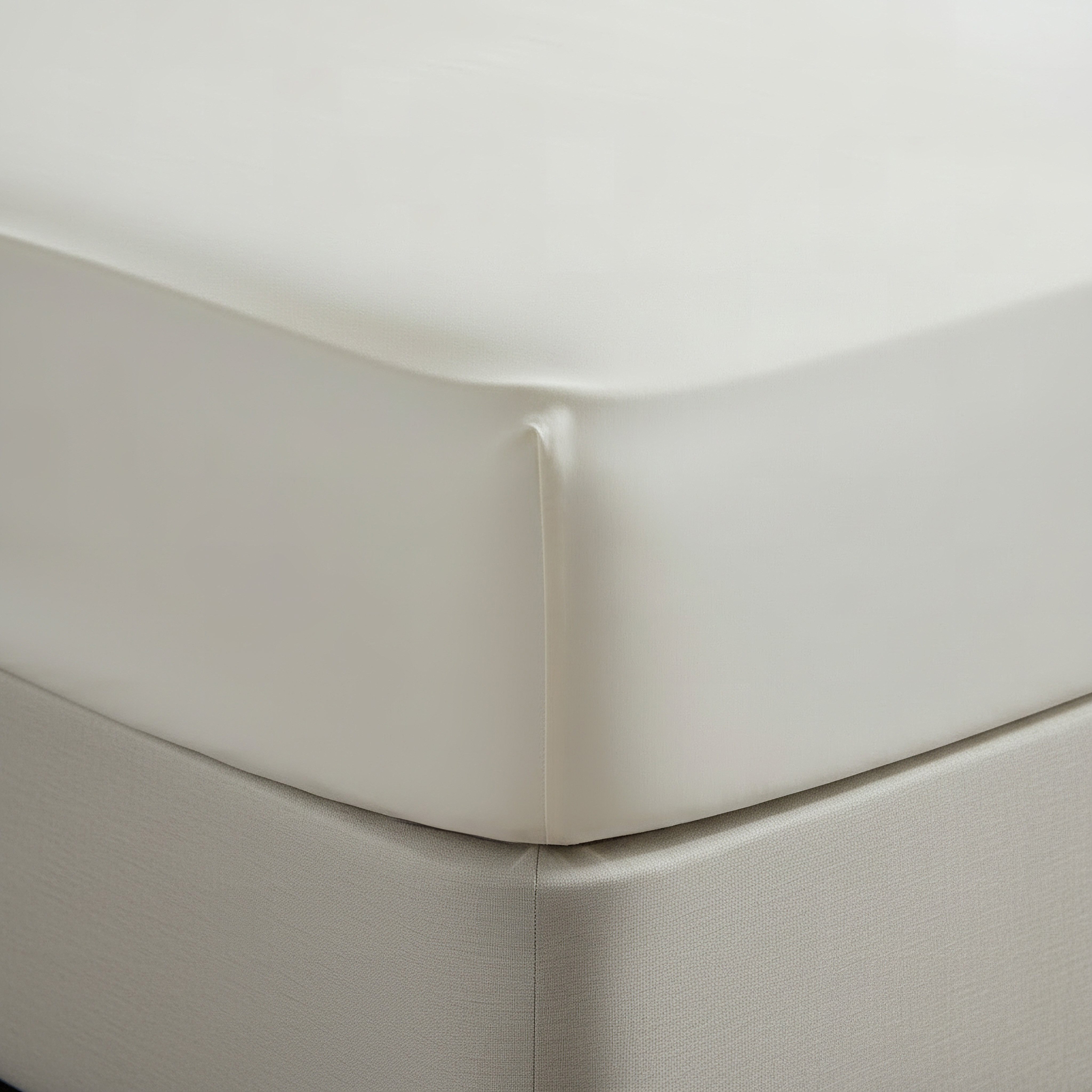 Purely Percale Double Fitted Sheet - 140x200+40 cm-hbxhomeware-hbxbedroom-image-1