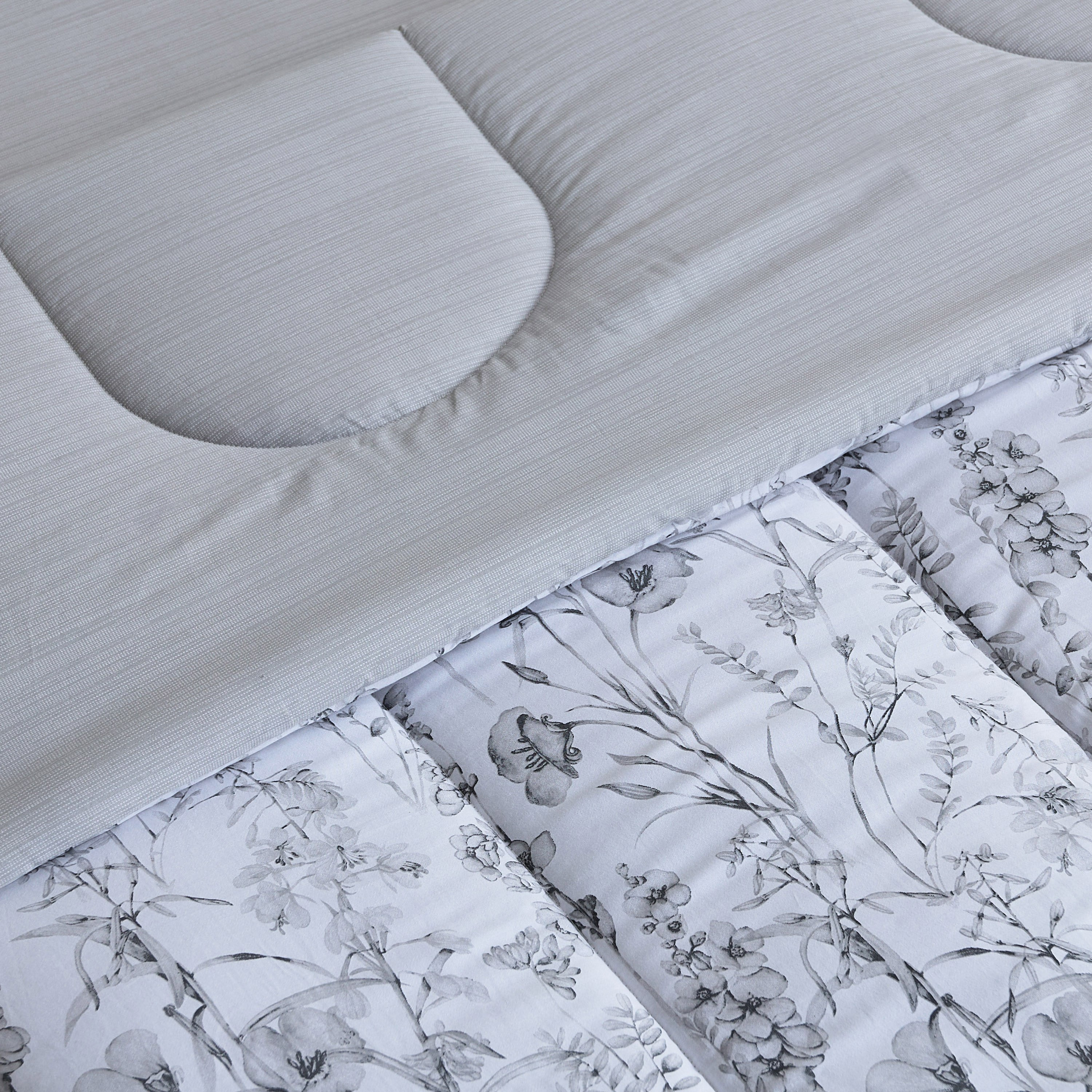 Houston Lilora Printed 5-Piece Cotton Twin BIAB Comforter Set - 160x220 cm-hbxhomeware-hbxdecorandfurnishings-image-3