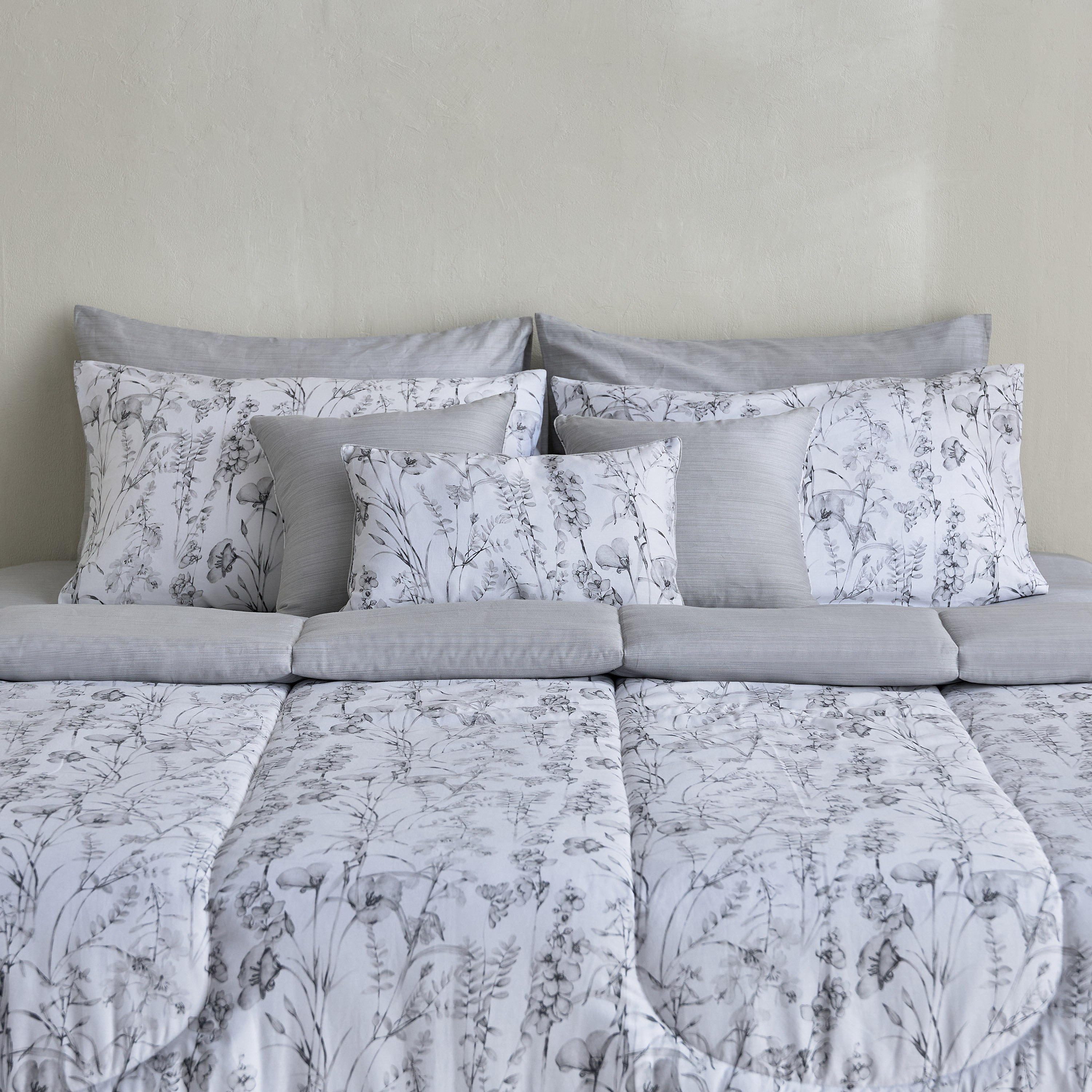 Houston Lilora 9-Piece BIAB Printed Cotton Super King Comforter Set - 240x240 cm-hbxhomeware-hbxdecorandfurnishings-image-2