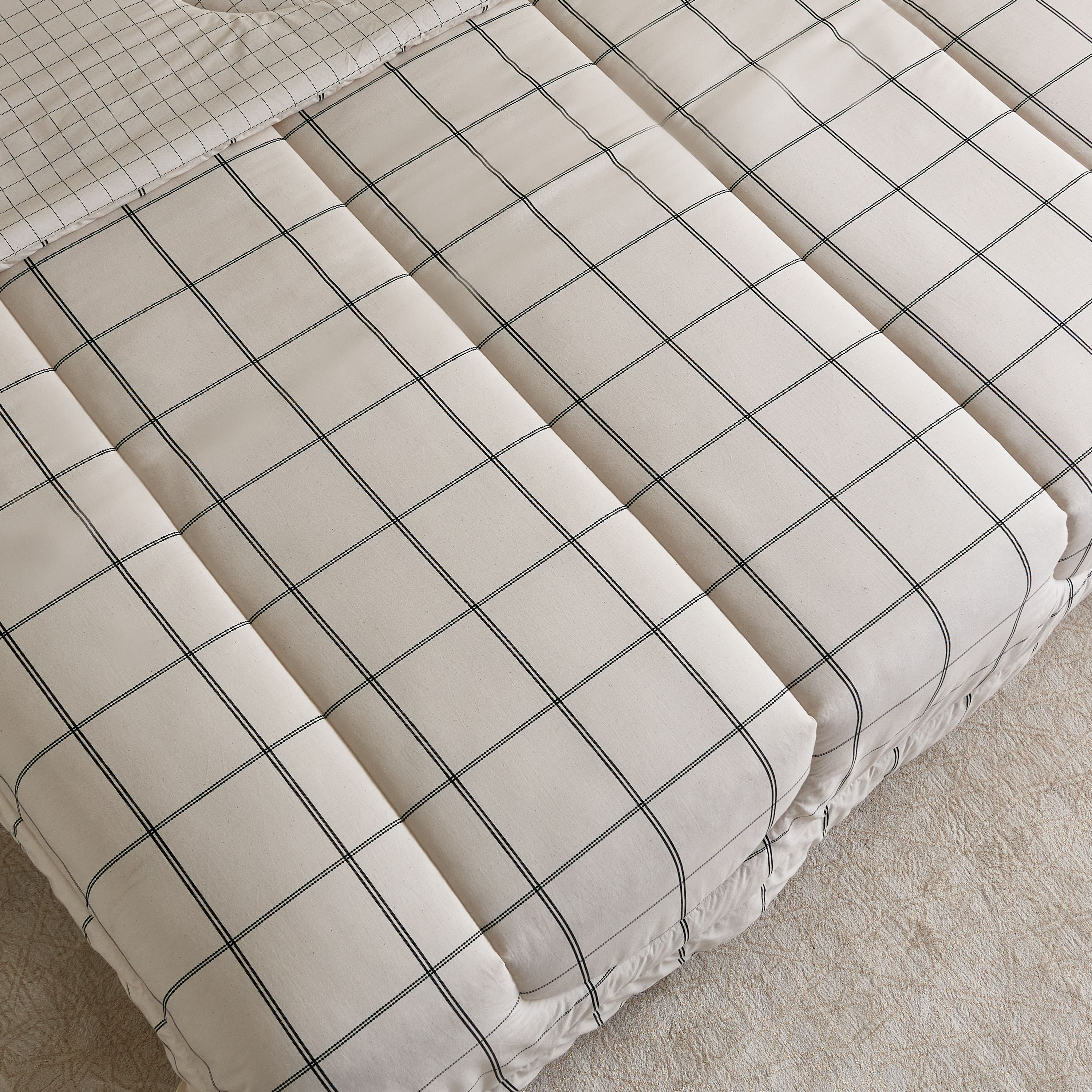 طقم لحاف قطن مقاس كينج 7 قطع بطبعات جرافين من فالنسيا - 220x240 سم-hbxhomeware-hbxdecorandfurnishings-image-4