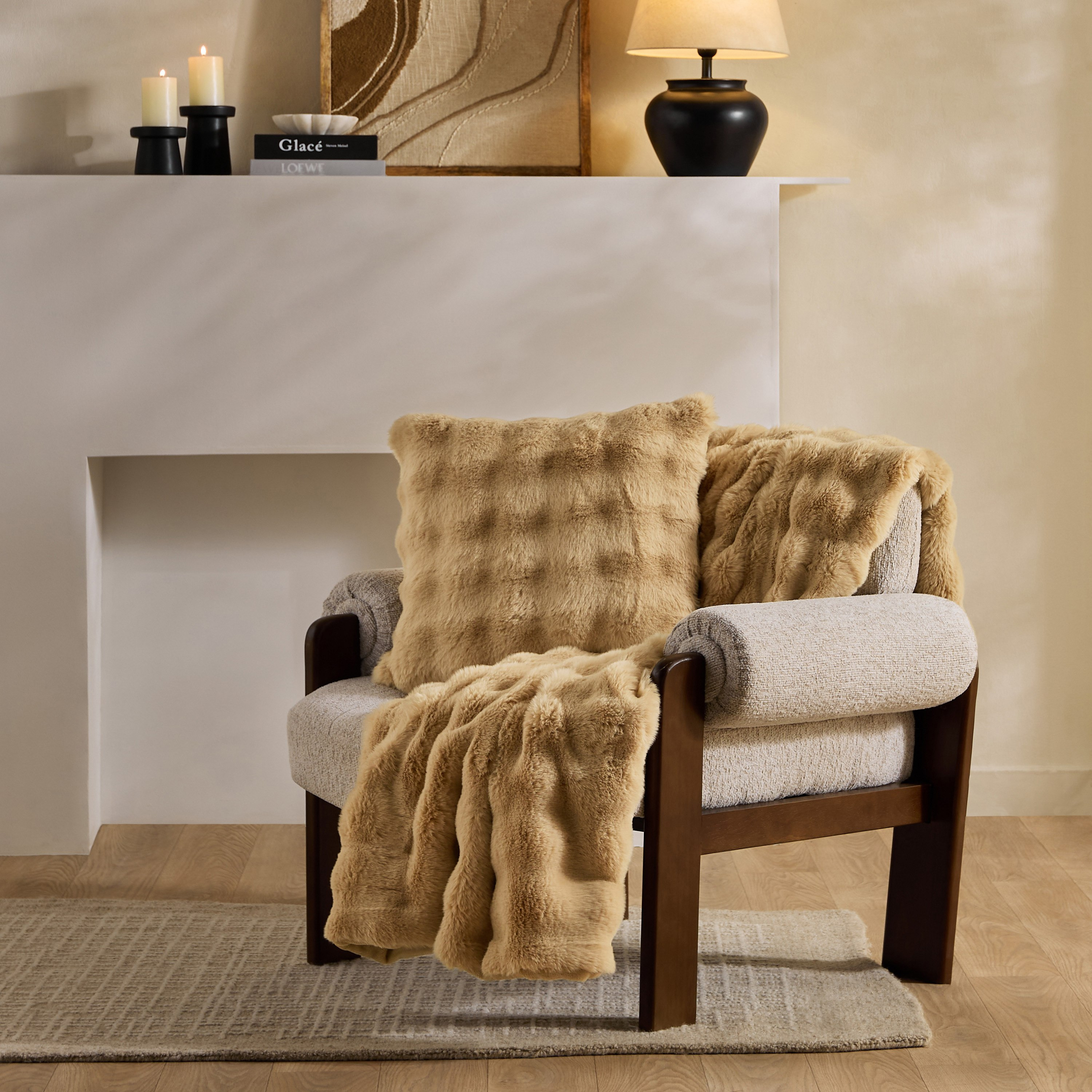 Ness 2-Side Brushed Bubble Faux Fur Throw - 130x170 cm-hbxhomeware-hbxbedroom-image-4