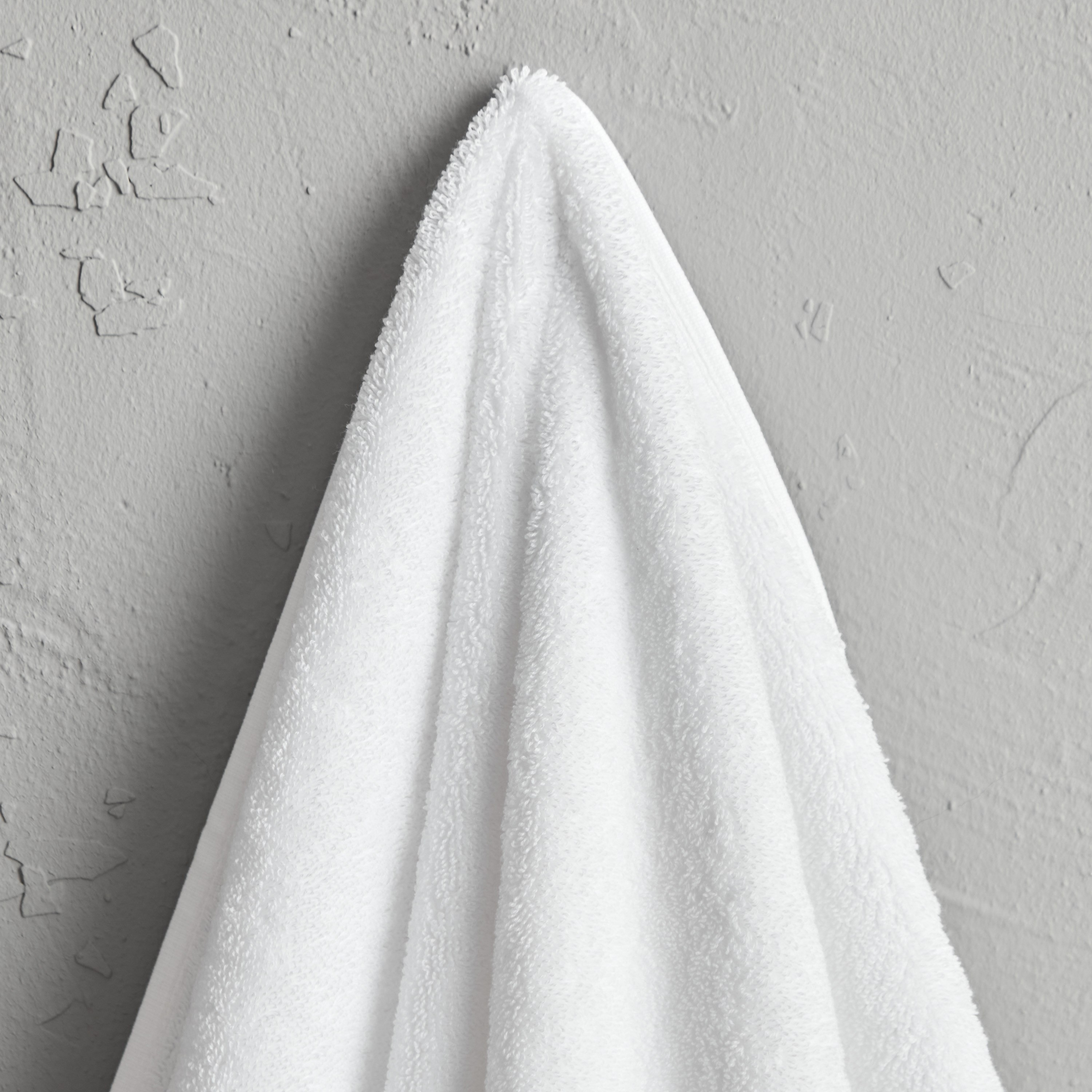 منشفة يد مقاومة للبهتان من إير ريتش - 50x90 سم-hbxbathroom-bathroomtextiles-image-2