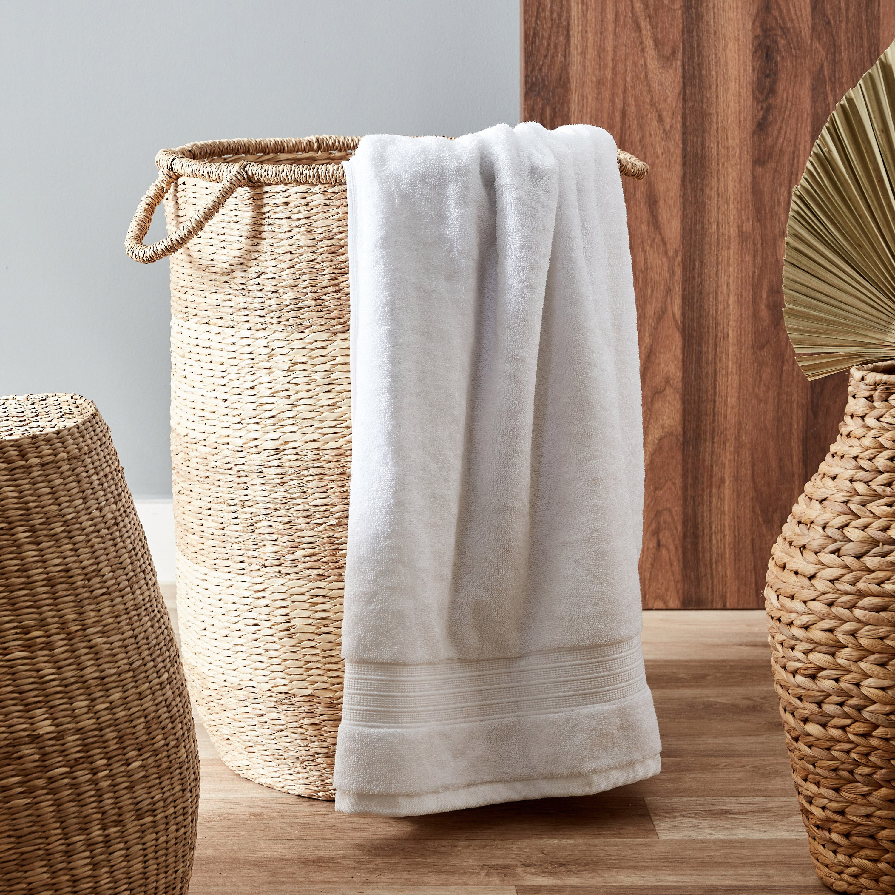 Air Rich Fade Resistant Bath Sheet - 90x150 cm-hbxbathroom-bathroomtextiles-image-1