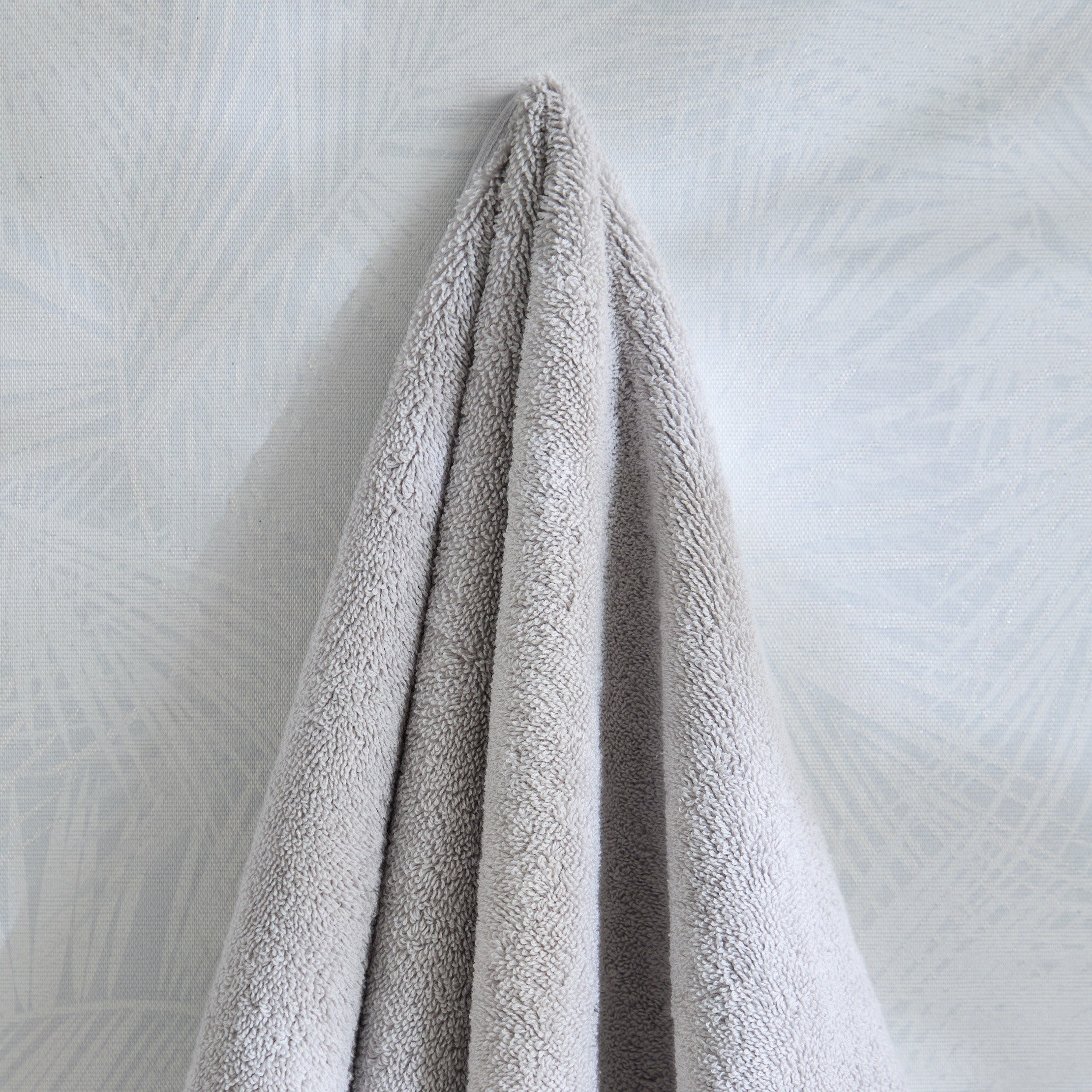 Air Rich Fade Resistant Hand Towel - 50x90 cm-hbxbathroom-bathroomtextiles-image-2