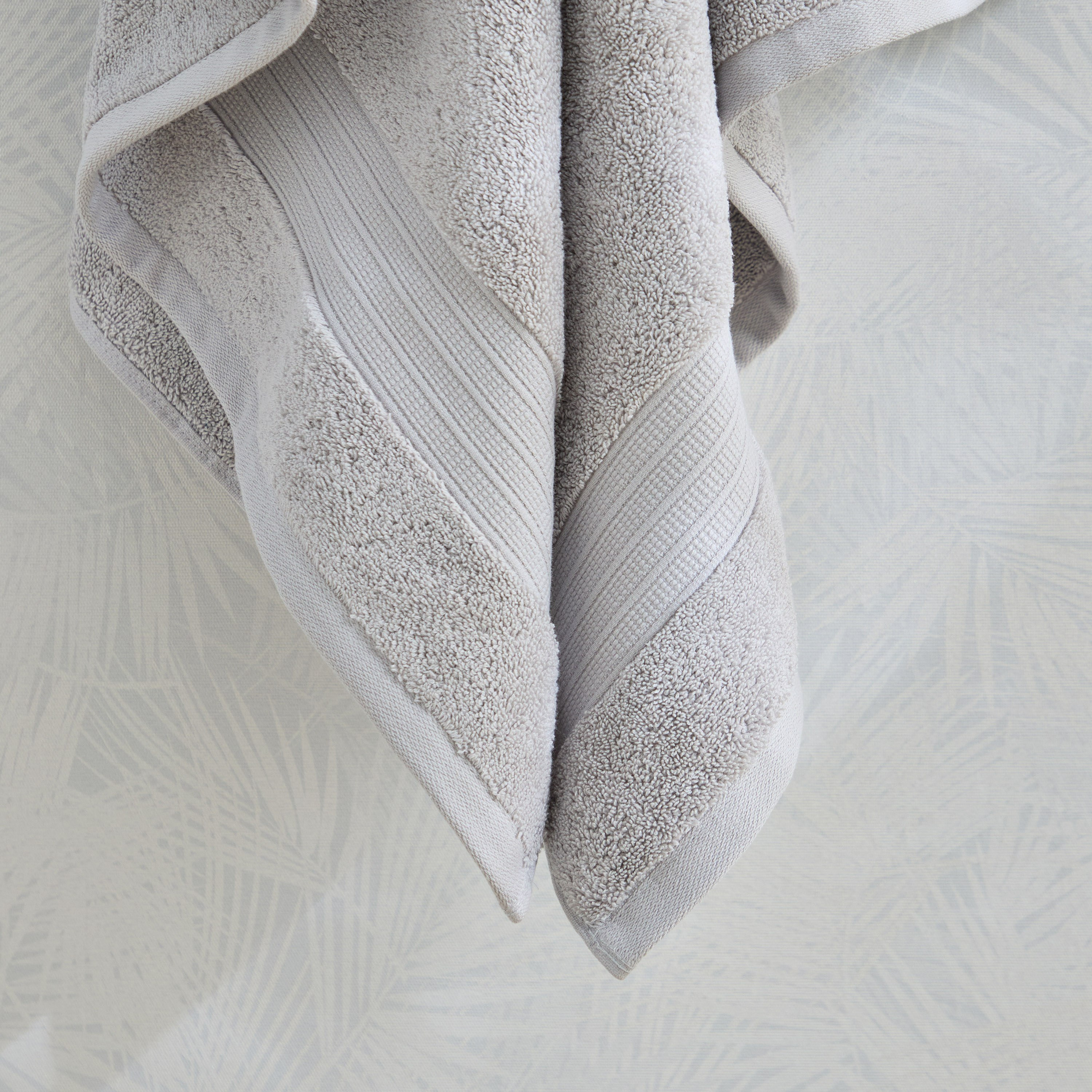 Air Rich Fade Resistant Bath Towel - 70x140 cm-hbxbathroom-bathroomtextiles-image-3
