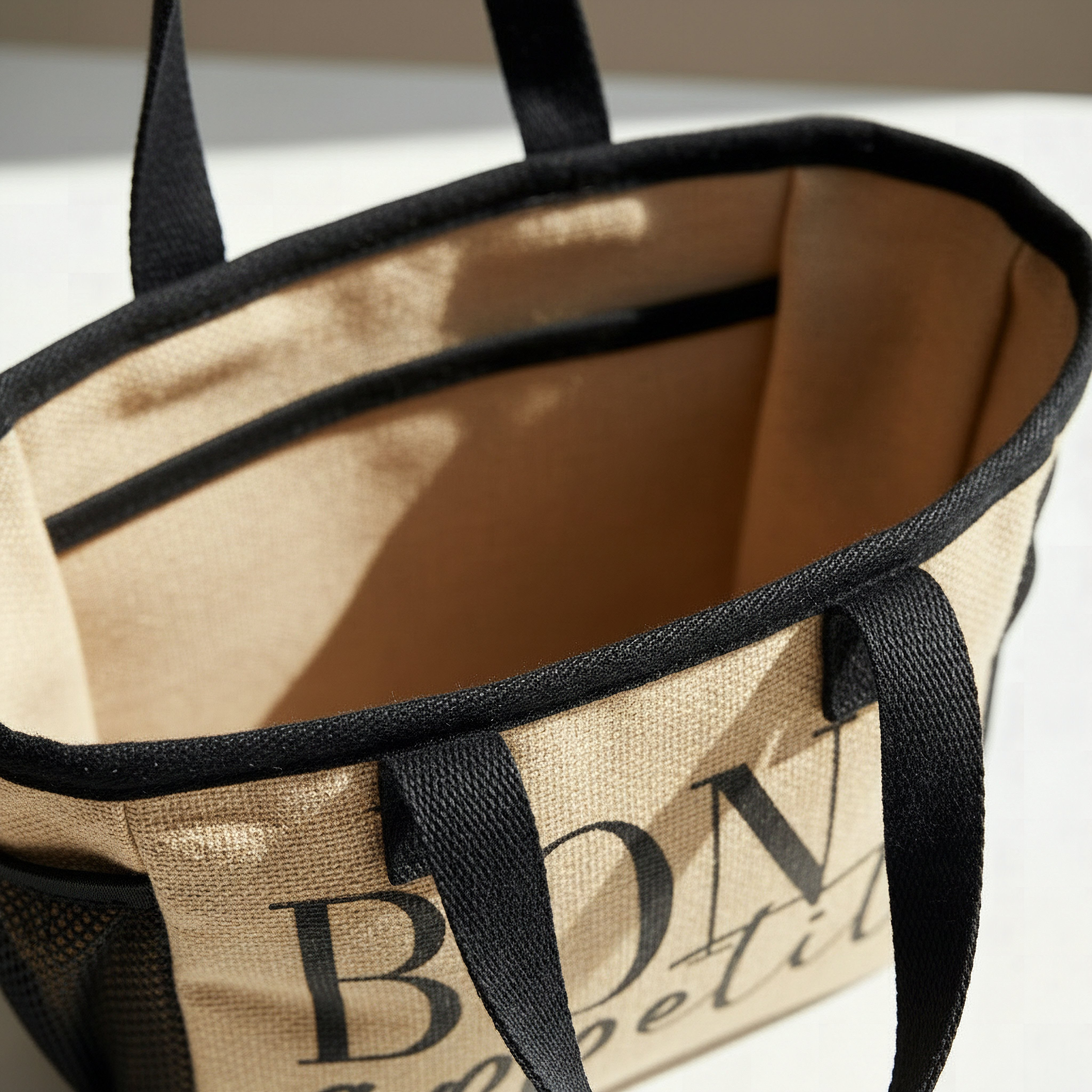 Jute Insulated Lunch Bag - 25x14x22 cm-hbxhomeware-hbxkitchen-image-2