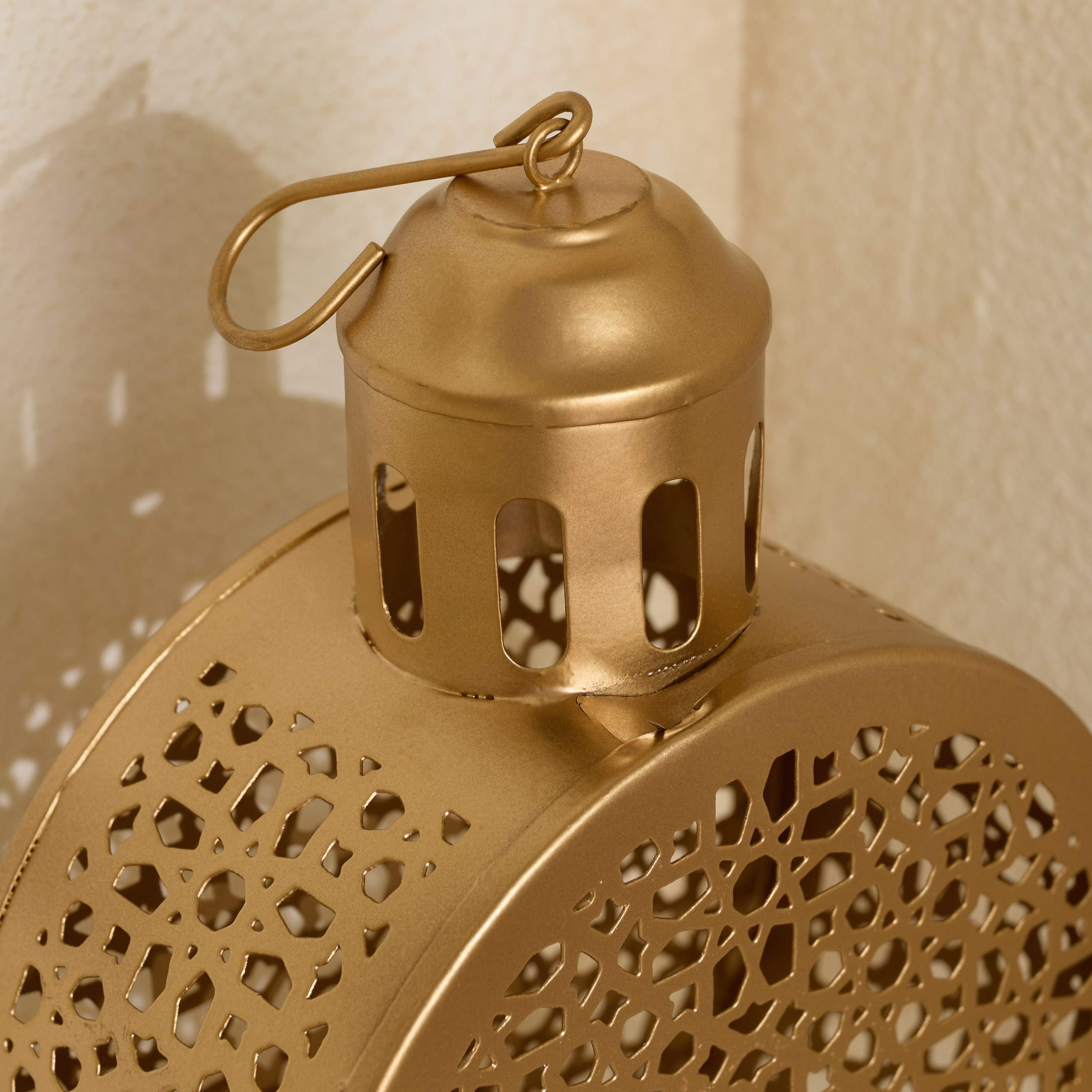 Isaba Skyline Mirage Cutwork Round Lantern - 20x9x24 cm-hbxdecorandfurnishings-homeaccessories-lanterns-image-3