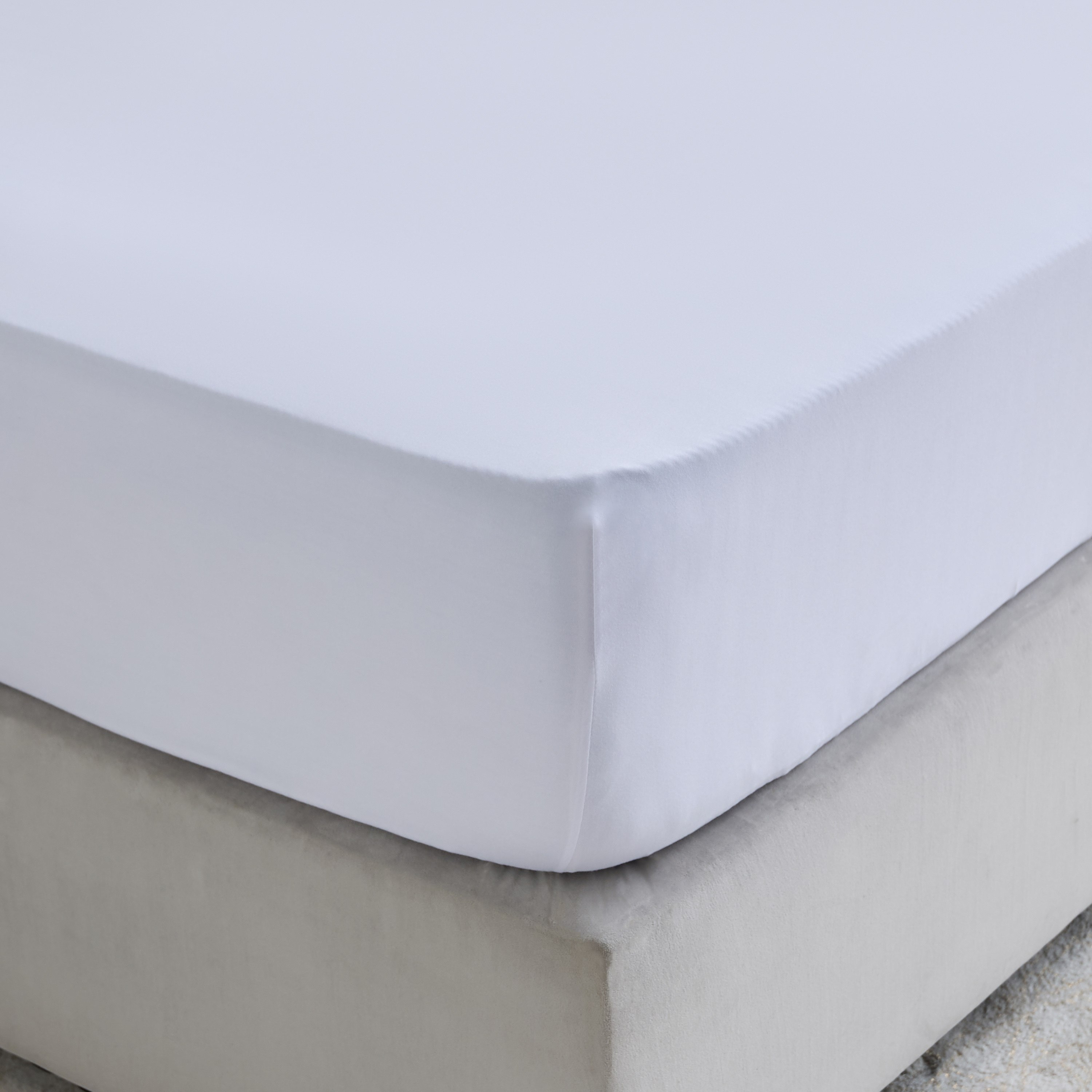 Ferum Microfiber Twin Fitted Sheet - 120x200+36 cm-hbxhomeware-hbxbedroom-image-1