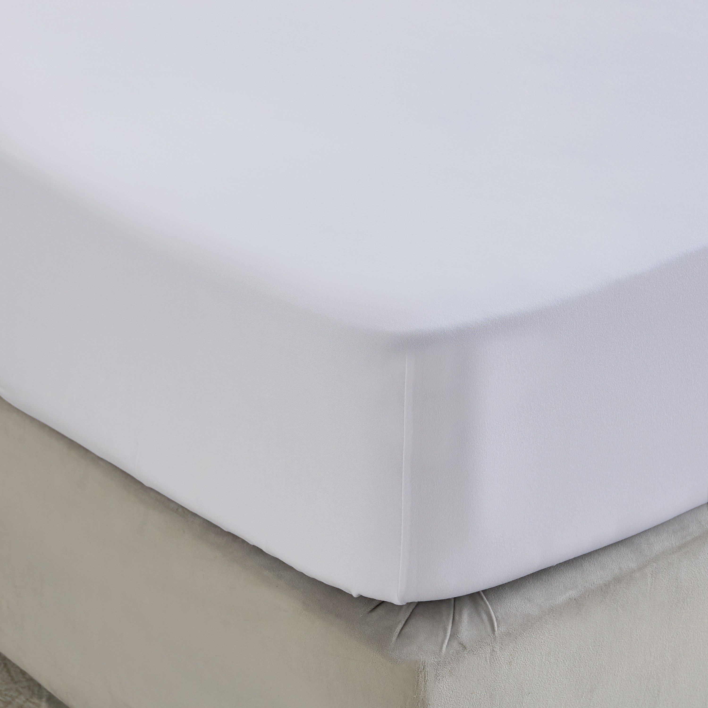 Ferum Microfiber Queen Fitted Sheet - 150x200+36 cm-hbxhomeware-bedding-fittedsheets-image-1