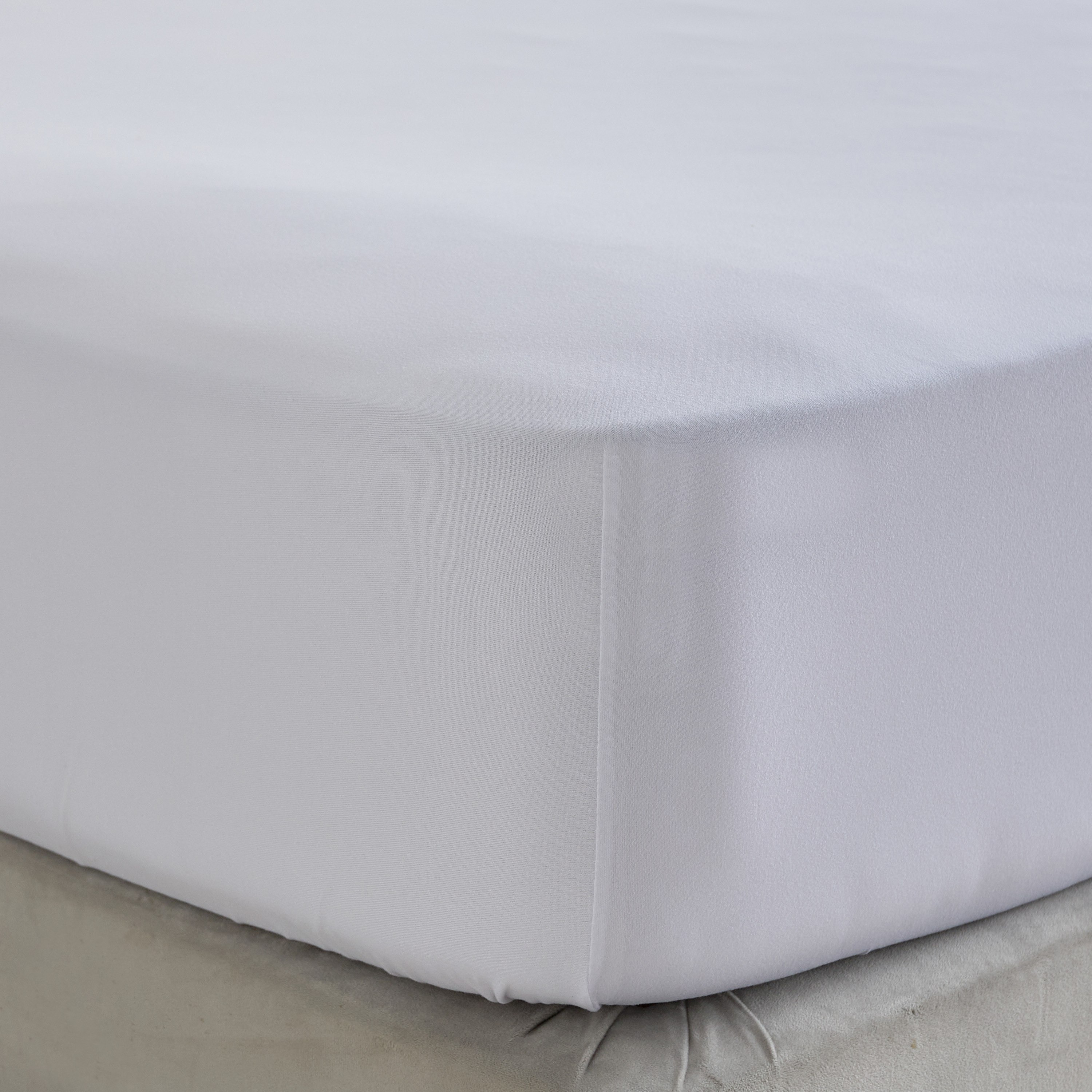Ferum Microfiber Queen Fitted Sheet - 150x200+36 cm-hbxhomeware-bedding-fittedsheets-image-4