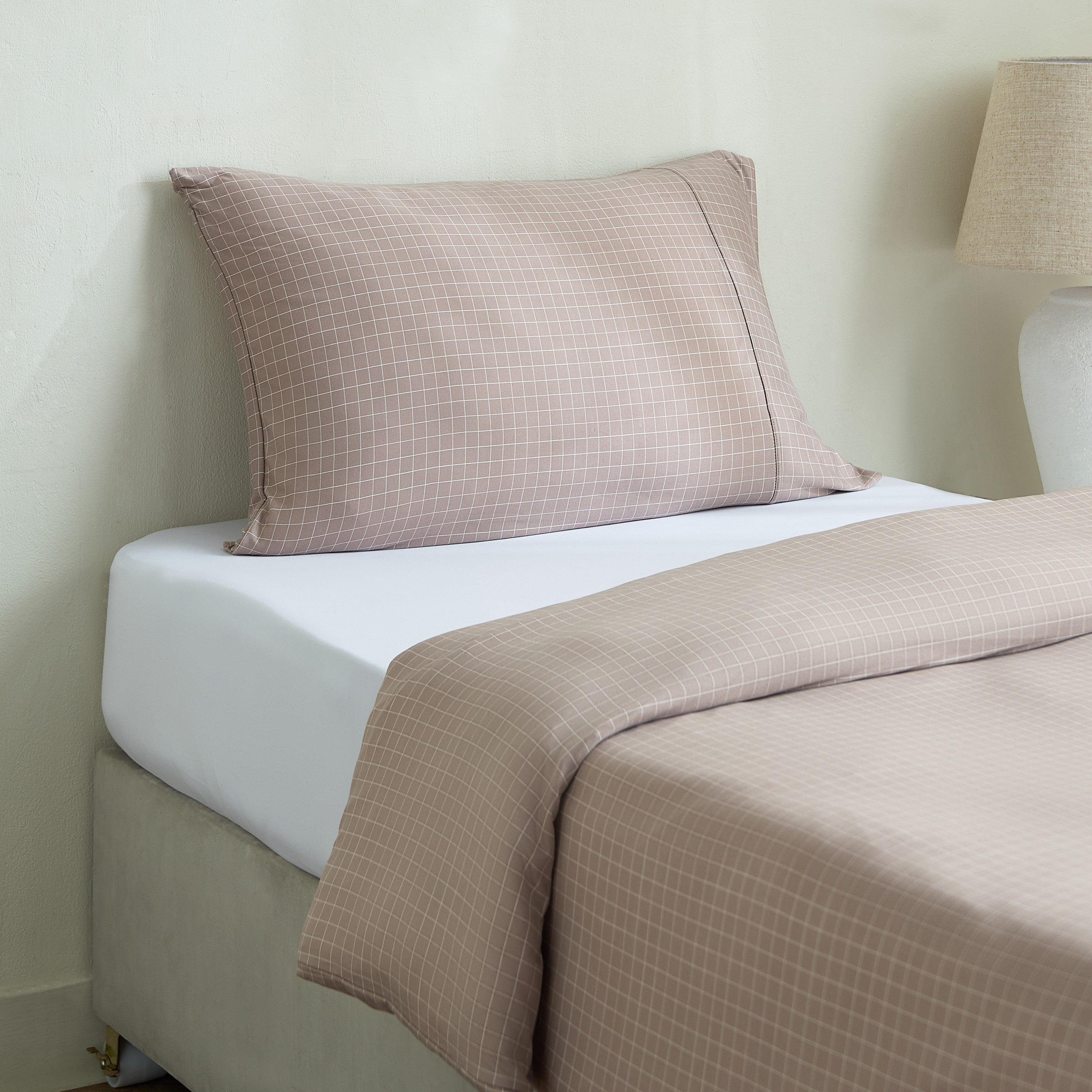 Ferum 2-Piece Microfiber Single Duvet Quilt Cover Set - 135x200 cm-hbxhomeware-hbxdecorandfurnishings-image-1
