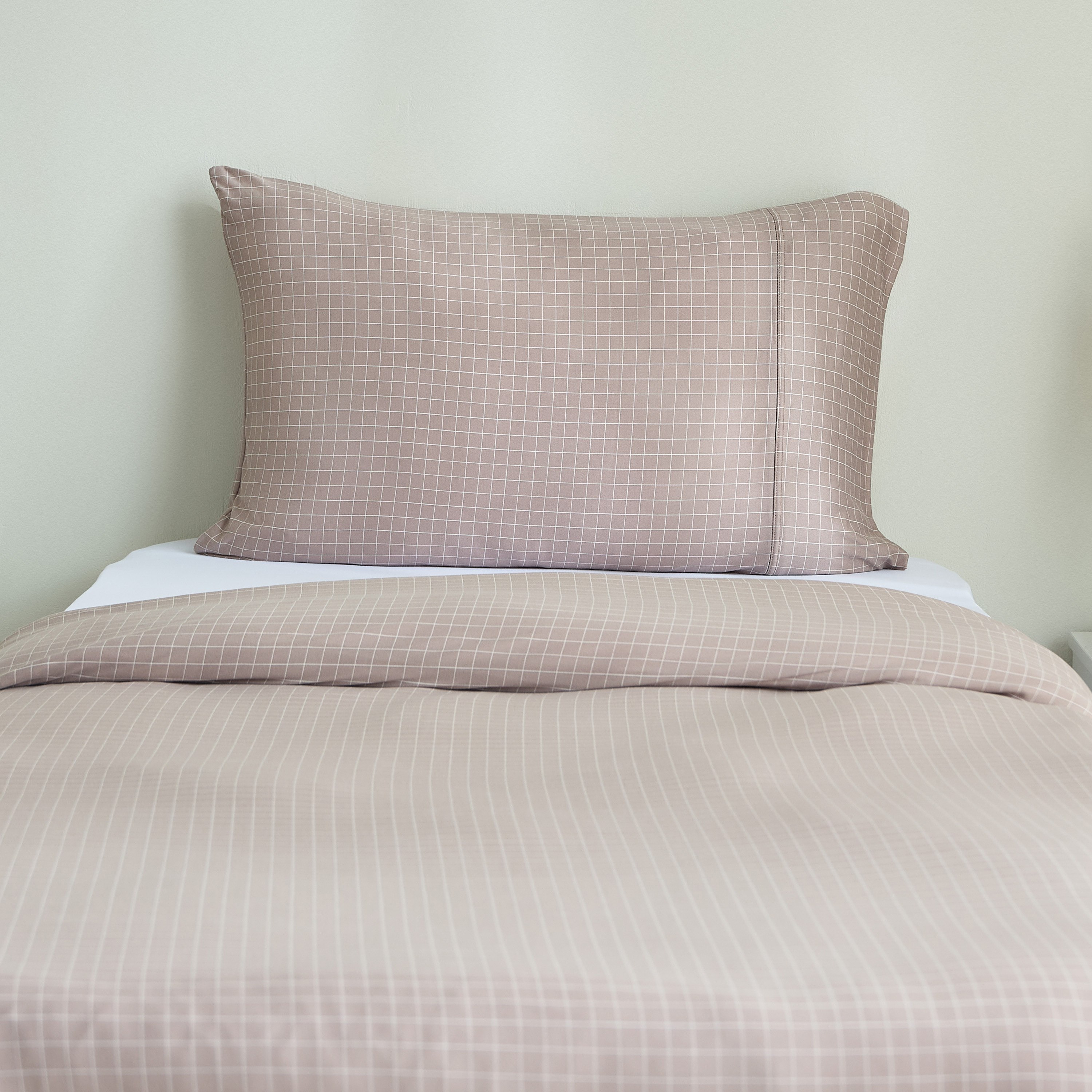 Ferum 2-Piece Microfiber Single Duvet Quilt Cover Set - 135x200 cm-hbxhomeware-hbxdecorandfurnishings-image-2