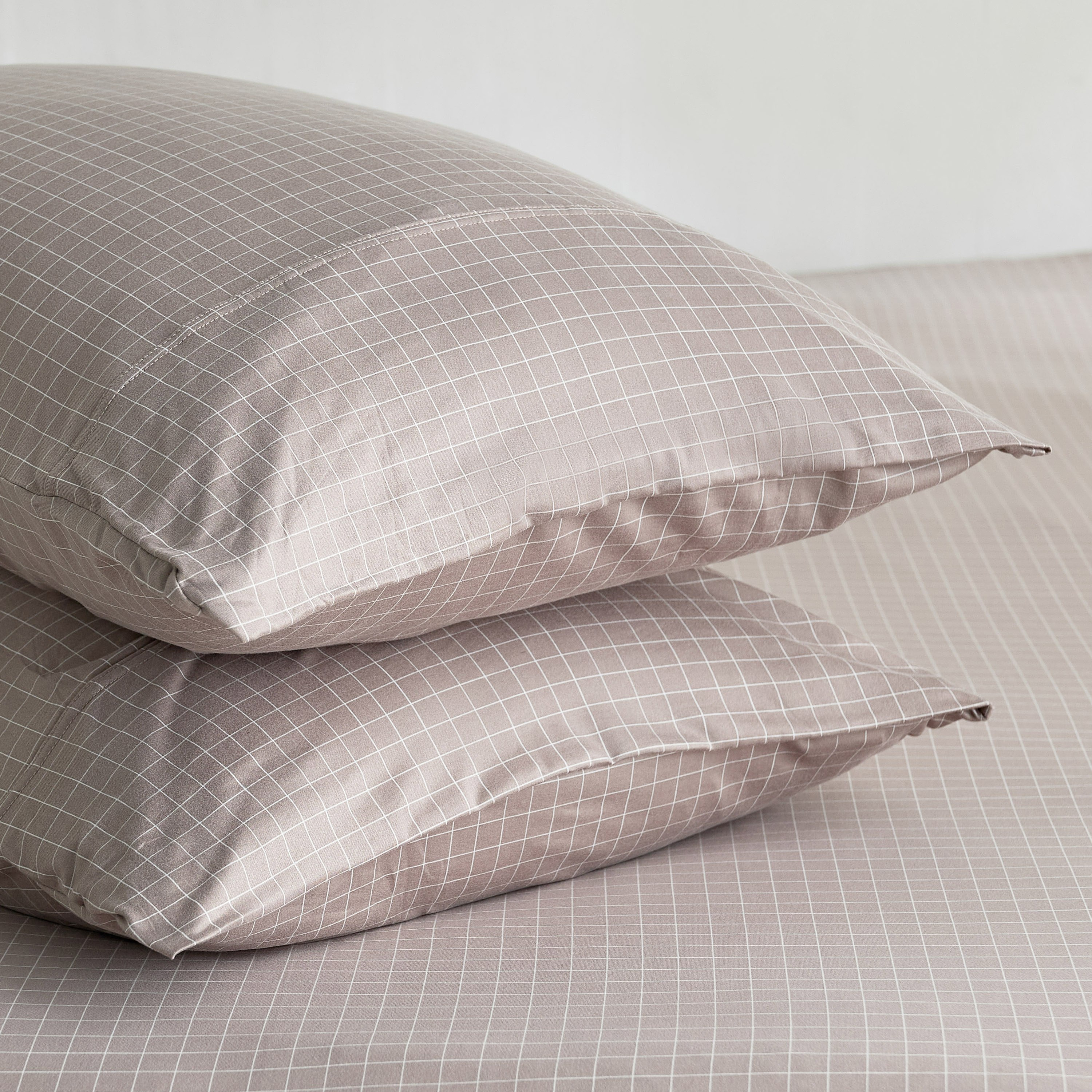 Ferum 3-Piece Microfiber Queen King Duvet Cover Set - 220x220 cm-hbxhomeware-hbxdecorandfurnishings-image-6