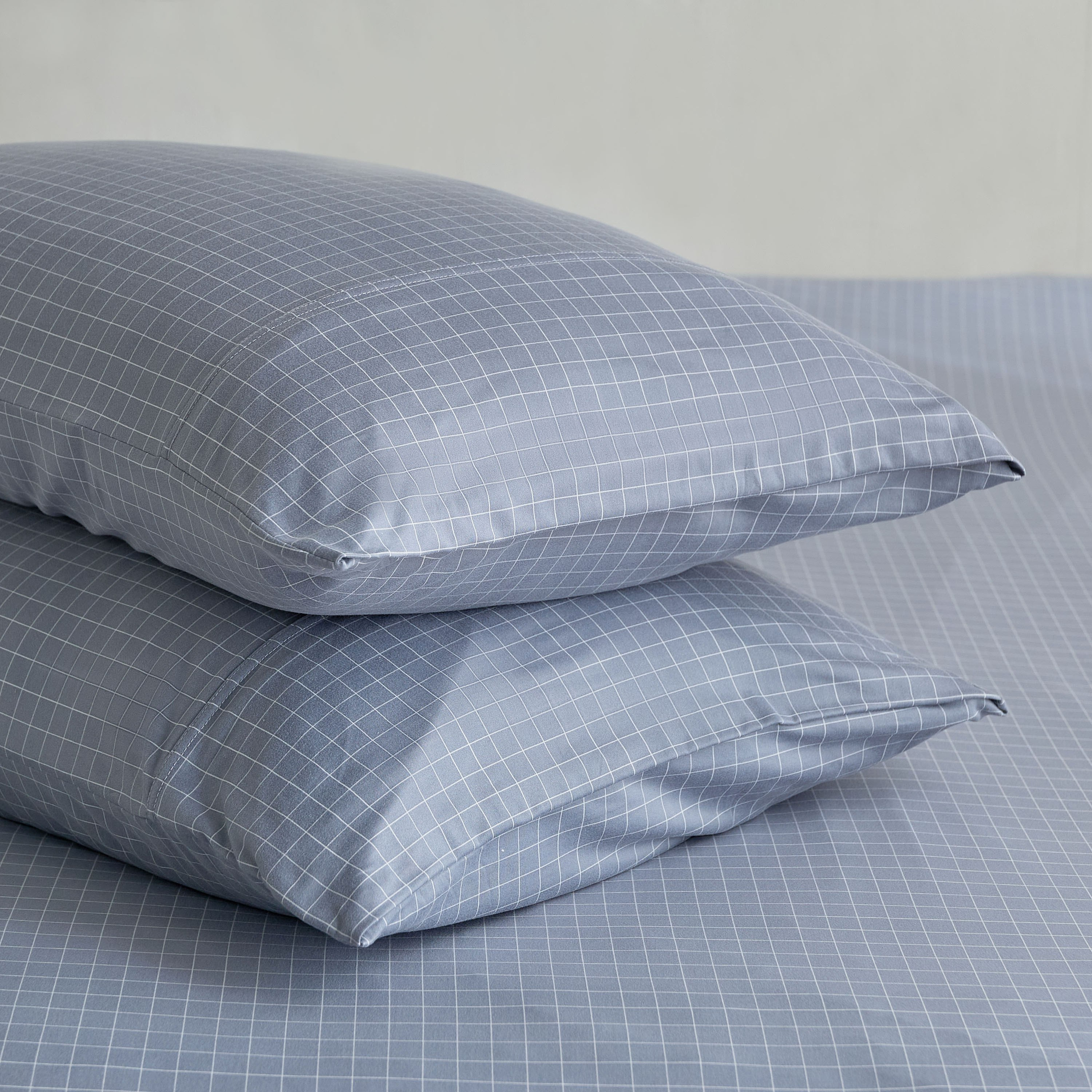 Ferum 3-Piece Microfiber Queen King Duvet Cover Set - 220x220 cm-hbxhomeware-hbxdecorandfurnishings-image-6
