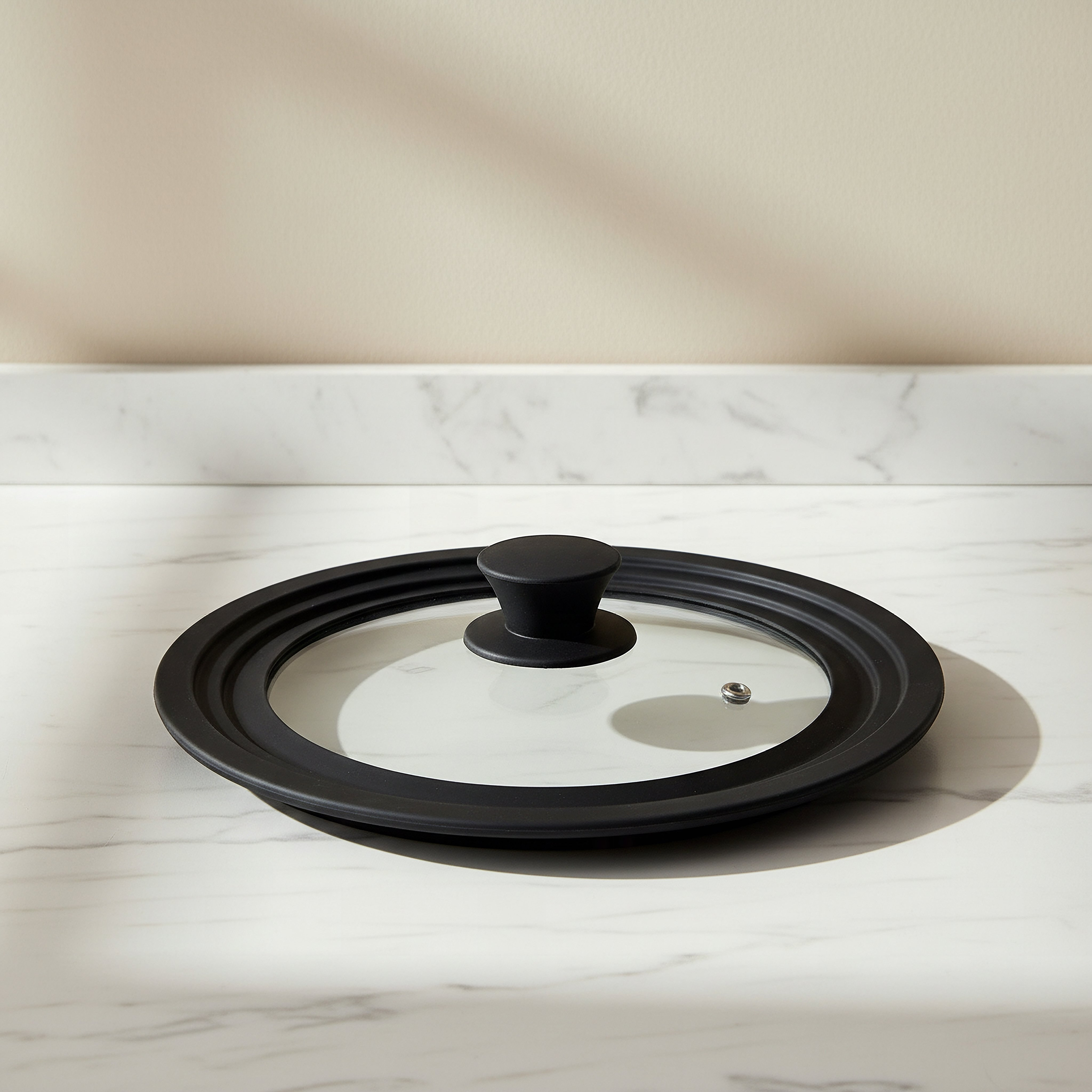 Vega Universal Lid - 20 to 24 cm-hbxkitchen-kitchenware-kitchenaccessories-image-1