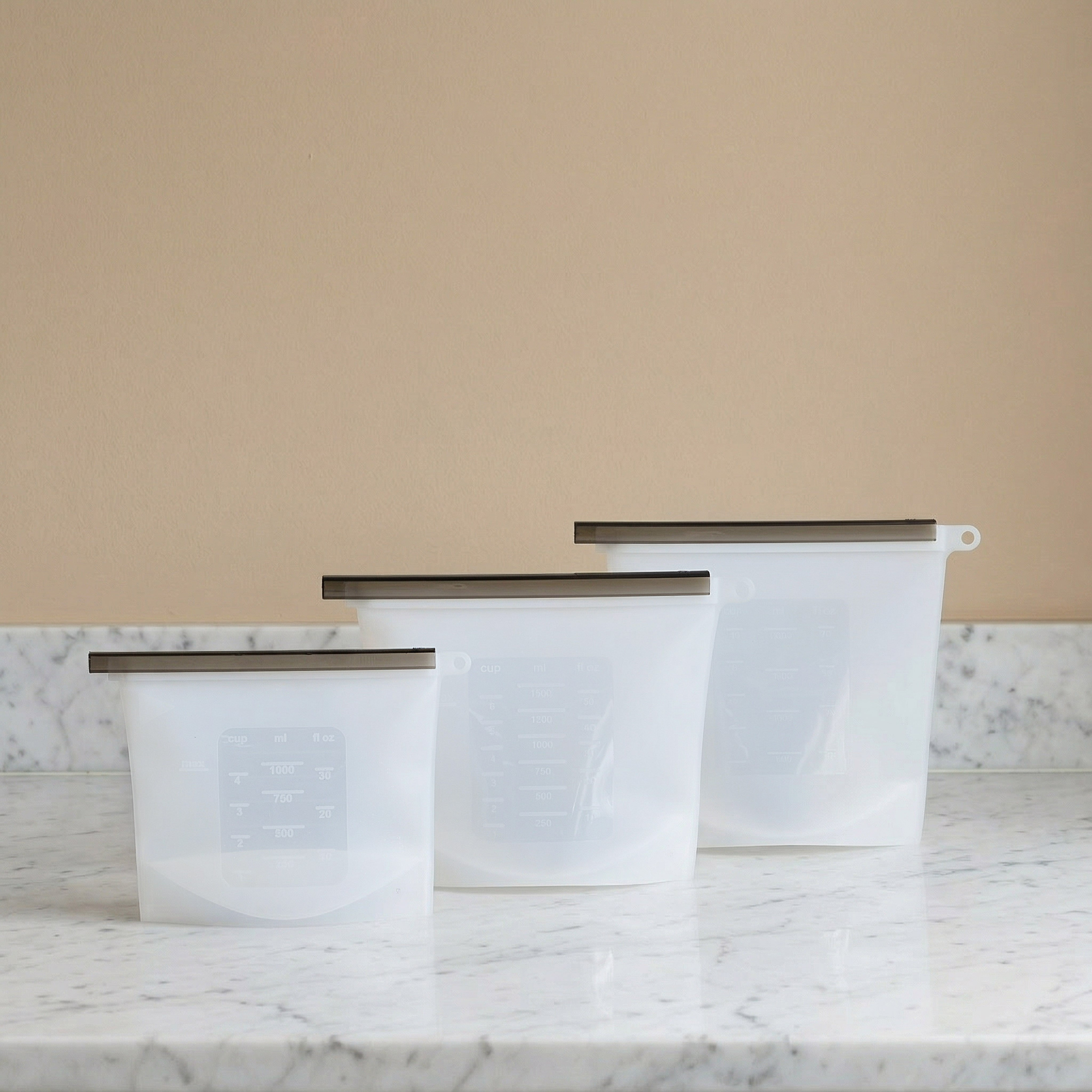 Vega 3-Piece Silicone Resealable Food Storage Bag Set-hbxhomeware-hbxkitchen-image-1