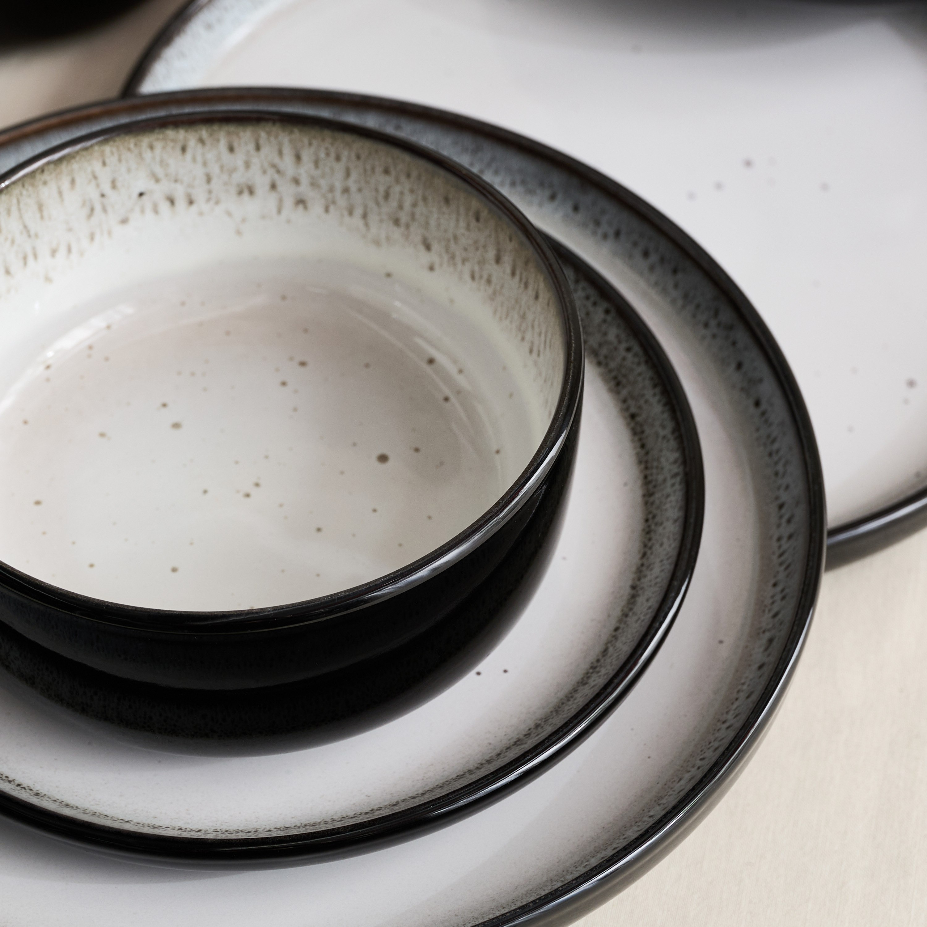 Elegenza 18-Piece Stoneware Reactive Dinner Set - Serves 6-hbxdiningroom-tabletop-dinnersets-image-3