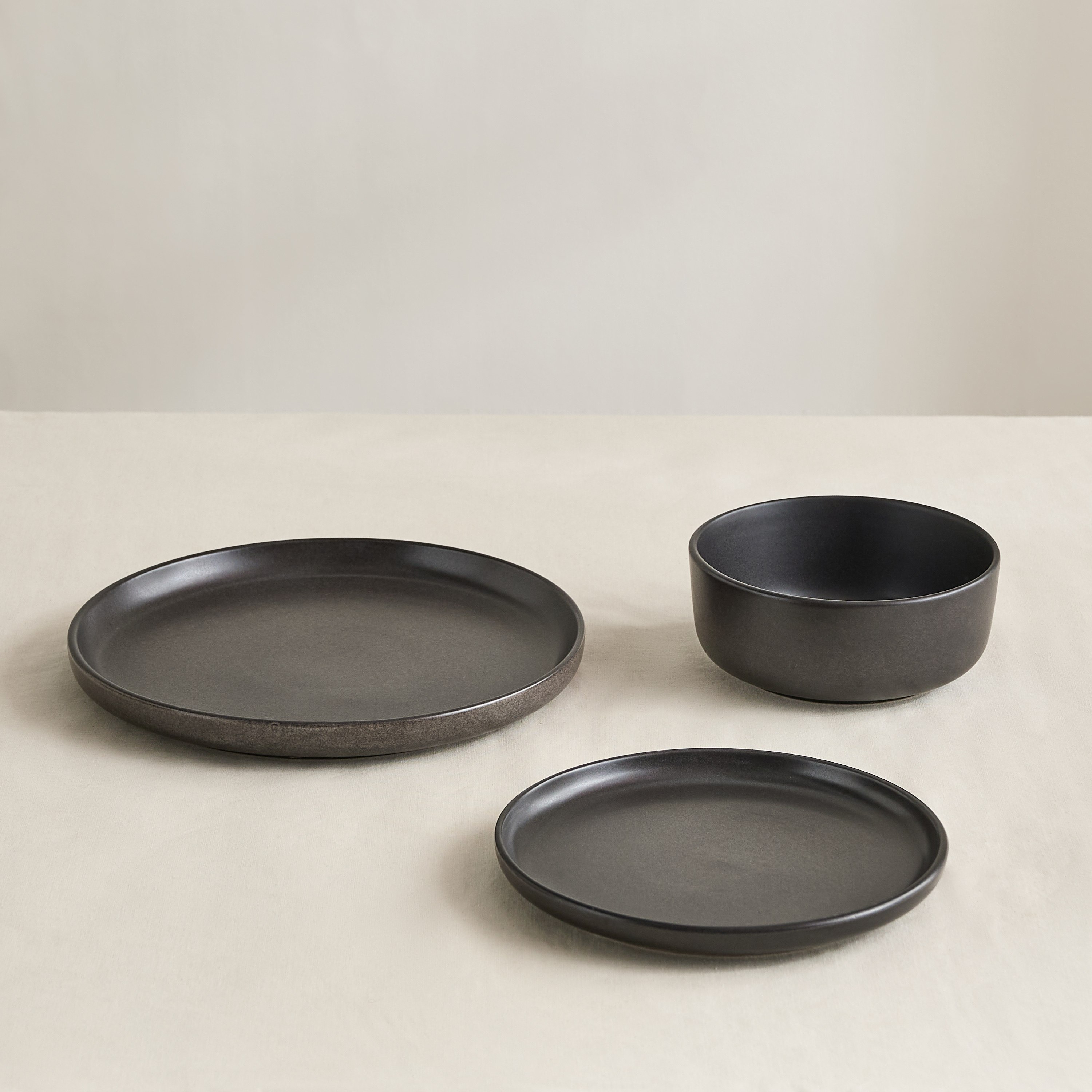 طقم عشاء خزف حجري رياكتيف مطفي 18 قطعة من إليجانزا - لـ6 أفراد-hbxdiningroom-tabletop-dinnersets-image-2