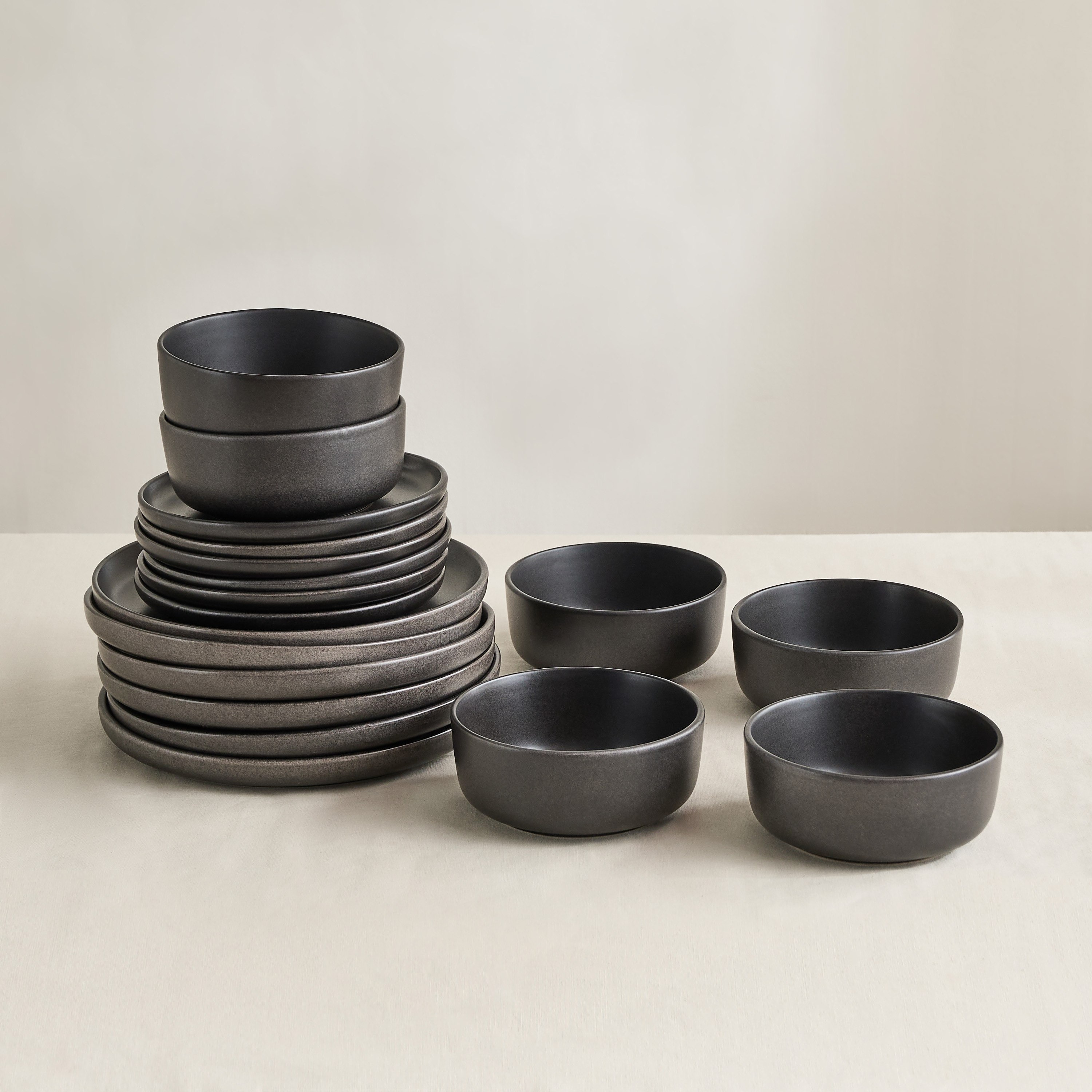 طقم عشاء خزف حجري رياكتيف مطفي 18 قطعة من إليجانزا - لـ6 أفراد-hbxdiningroom-tabletop-dinnersets-image-4