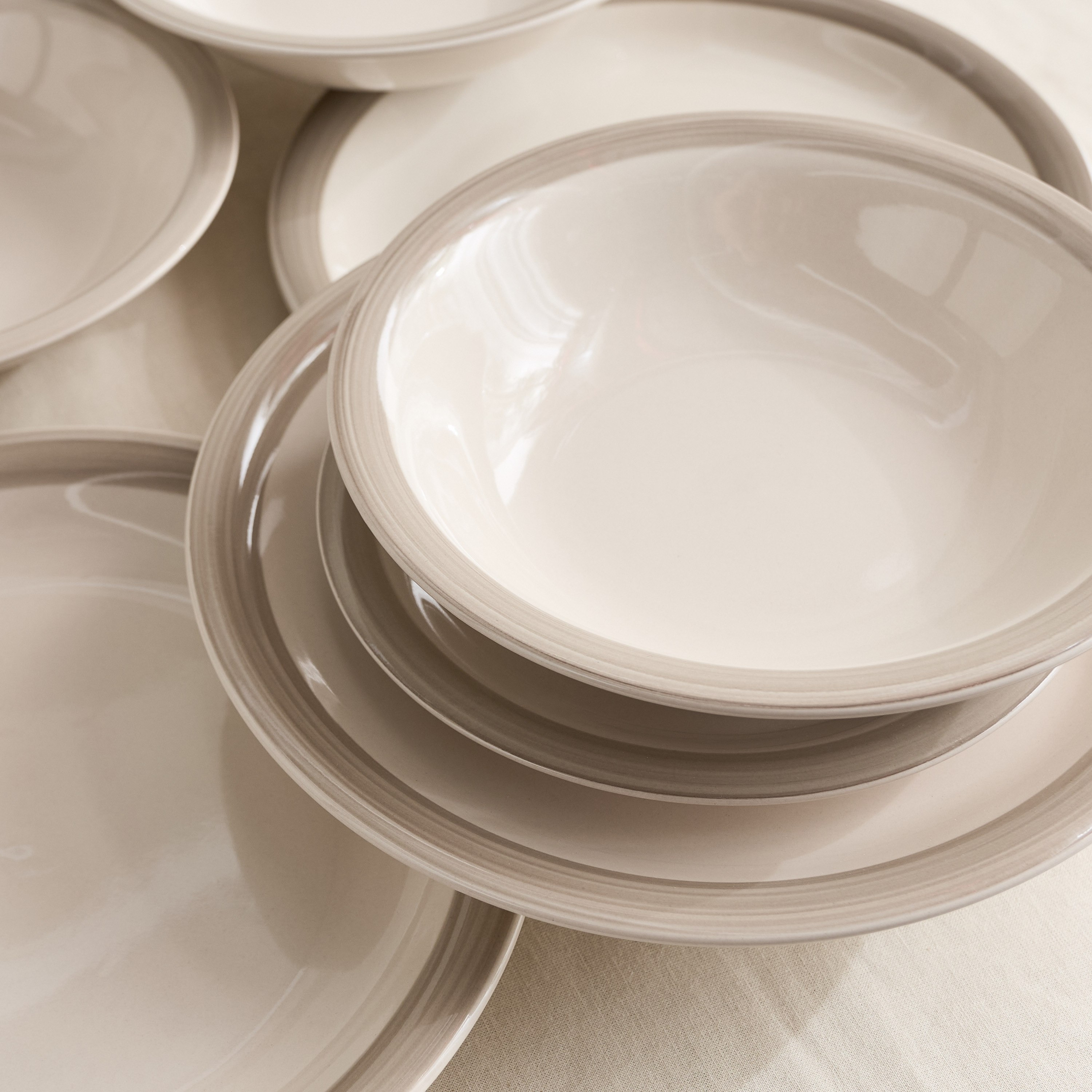 Elegenza 18-Piece Stoneware with Rim Dinner Set - Serves 6-hbxdiningroom-tabletop-dinnersets-image-2