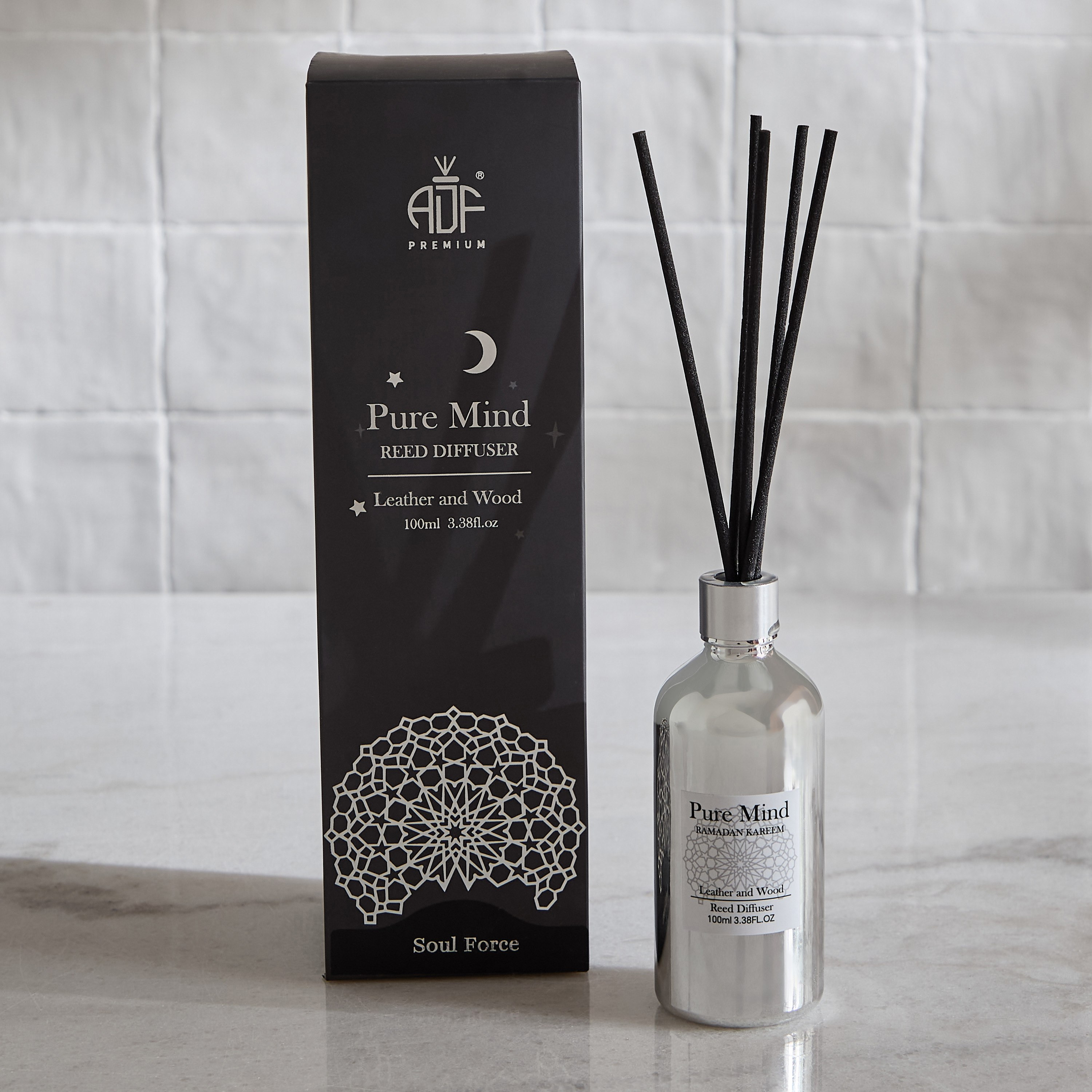 موزع عطور بالأعواد ليذر آند وود من رمال - 100 مل-hbxbedroom-homefragrance-diffusers-image-5