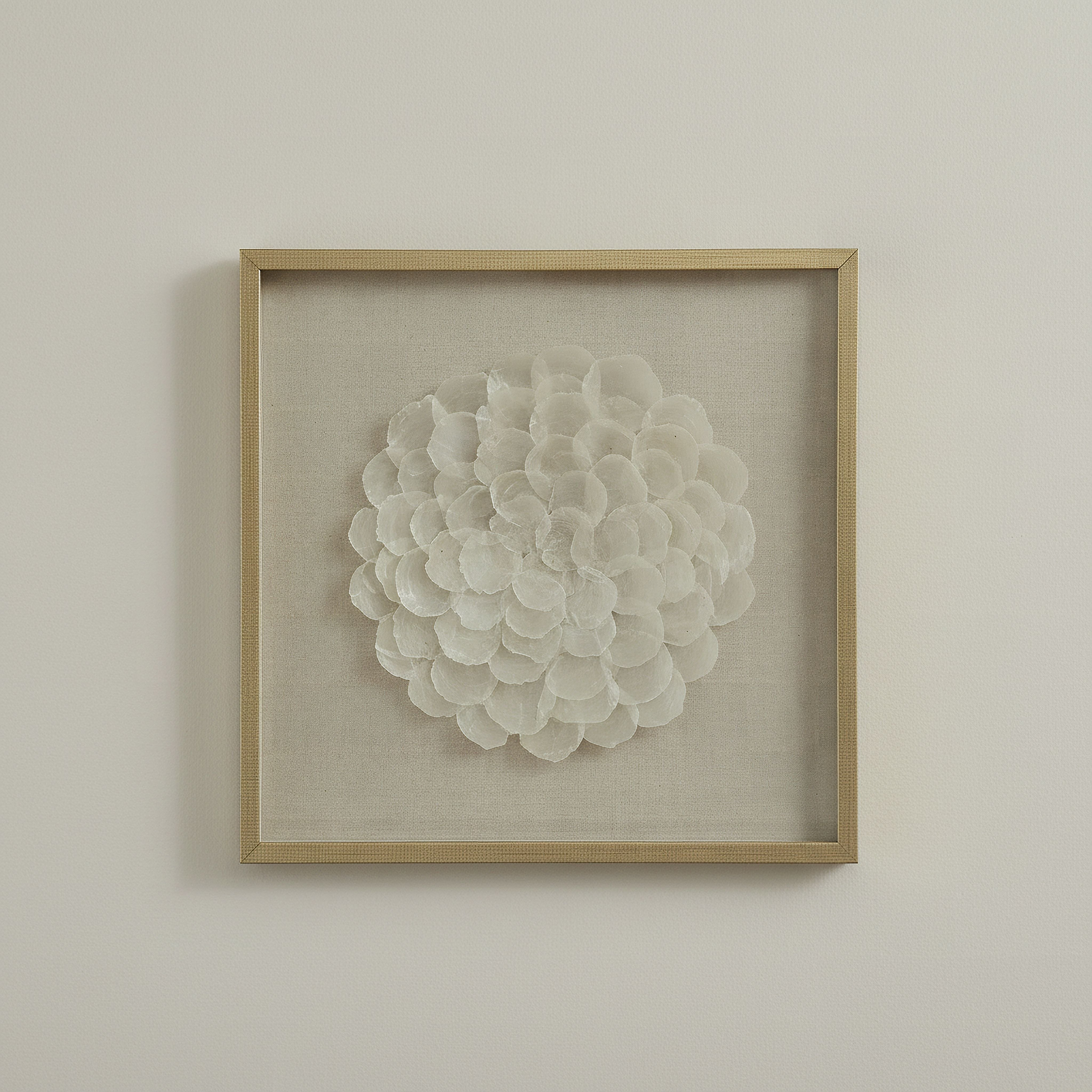صندوق ظل صدف فاخر بإطار أوليفيا من مونوكروم - 60x60 سم-hbxdiningroom-walldecor-wallart-image-1