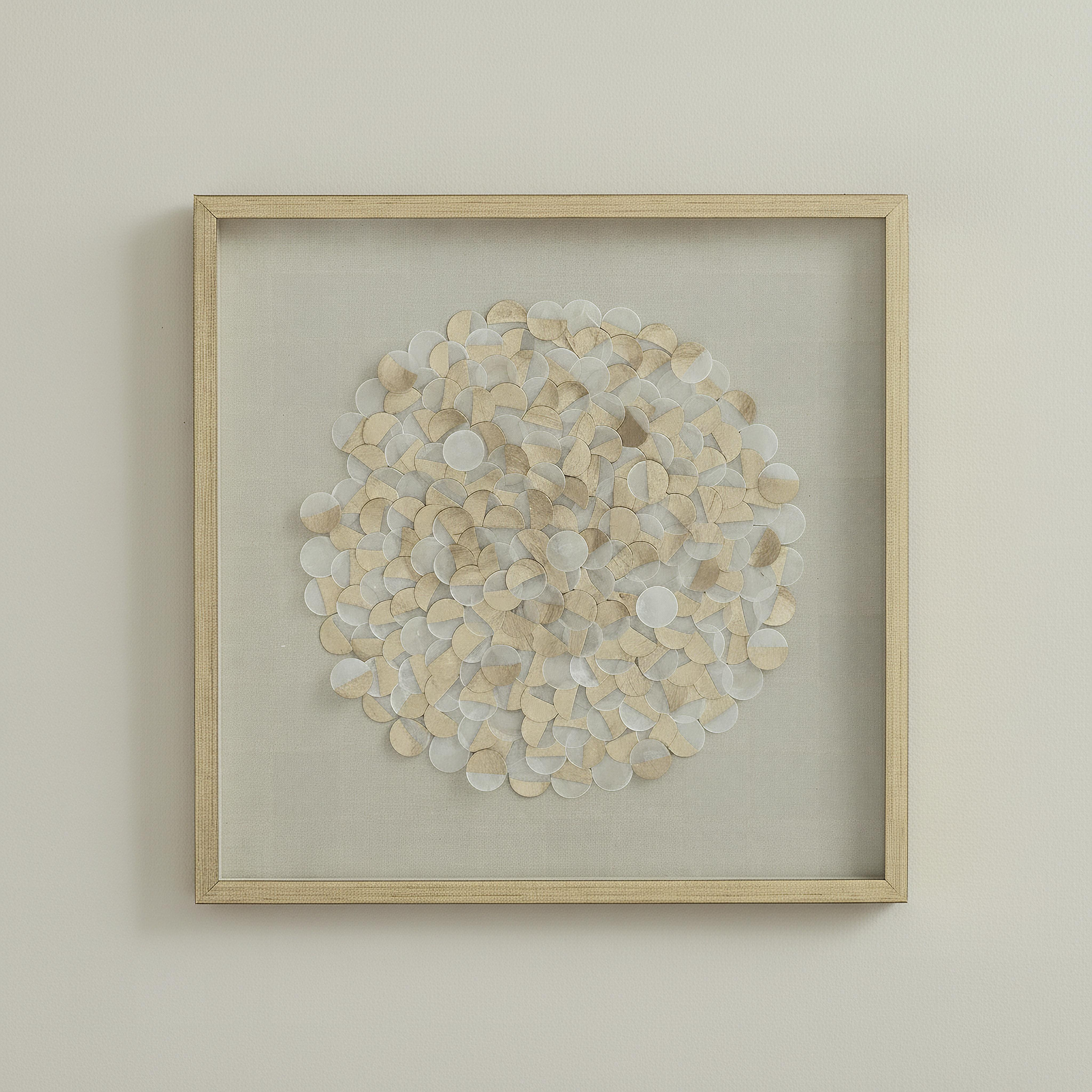 صندوق ظل بتصميم صدف فاخر بإطار أوليفيا من أومبر - 60x60 سم-hbxdiningroom-walldecor-wallart-image-1