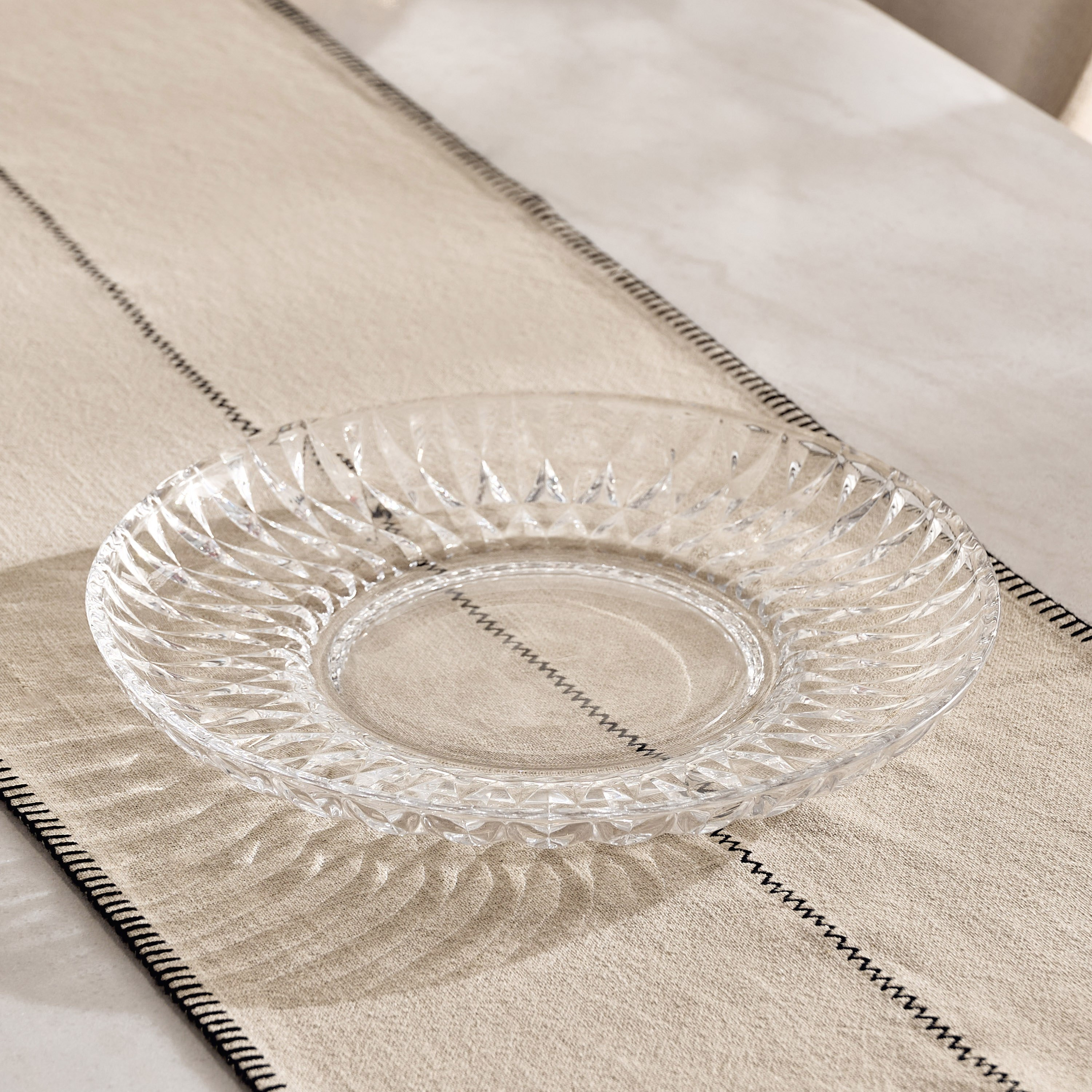 Jewel Glass Platter - 32.7x4.4 cm-hbxdecorandfurnishings-tabletop-serveware-image-2