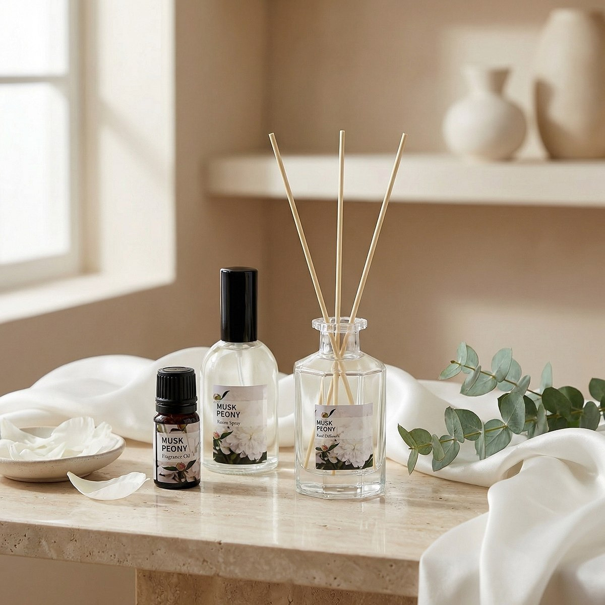 Qara Musk Peony Aroma Oil - 10 ml-hbxdecorandfurnishings-homefragrance-roomfreshnersandaromamist-image-5