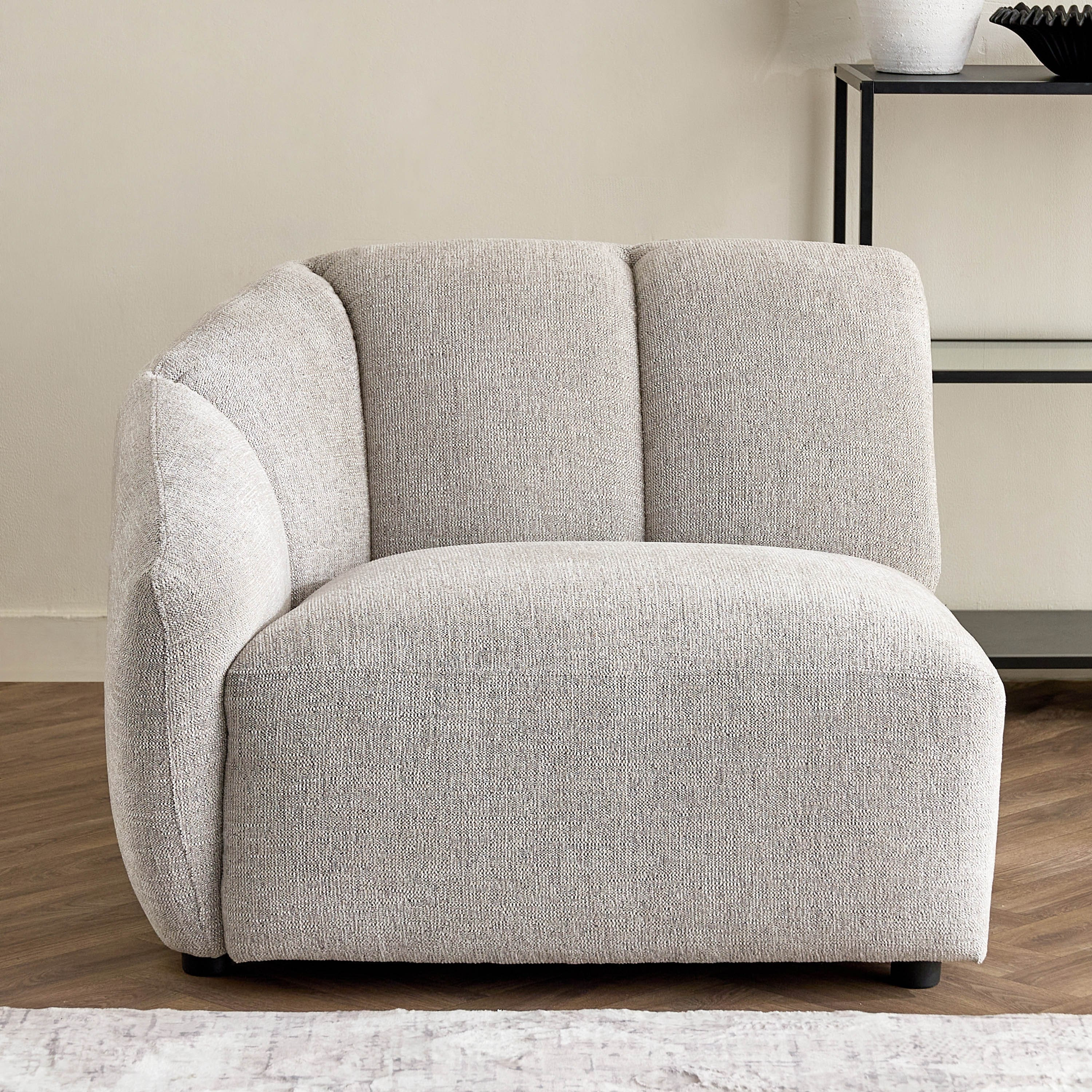 كرسي قماش بذراع يسار من موديفا-hbxlivingroom-sofasandarmchairs-modularsofas-image-2
