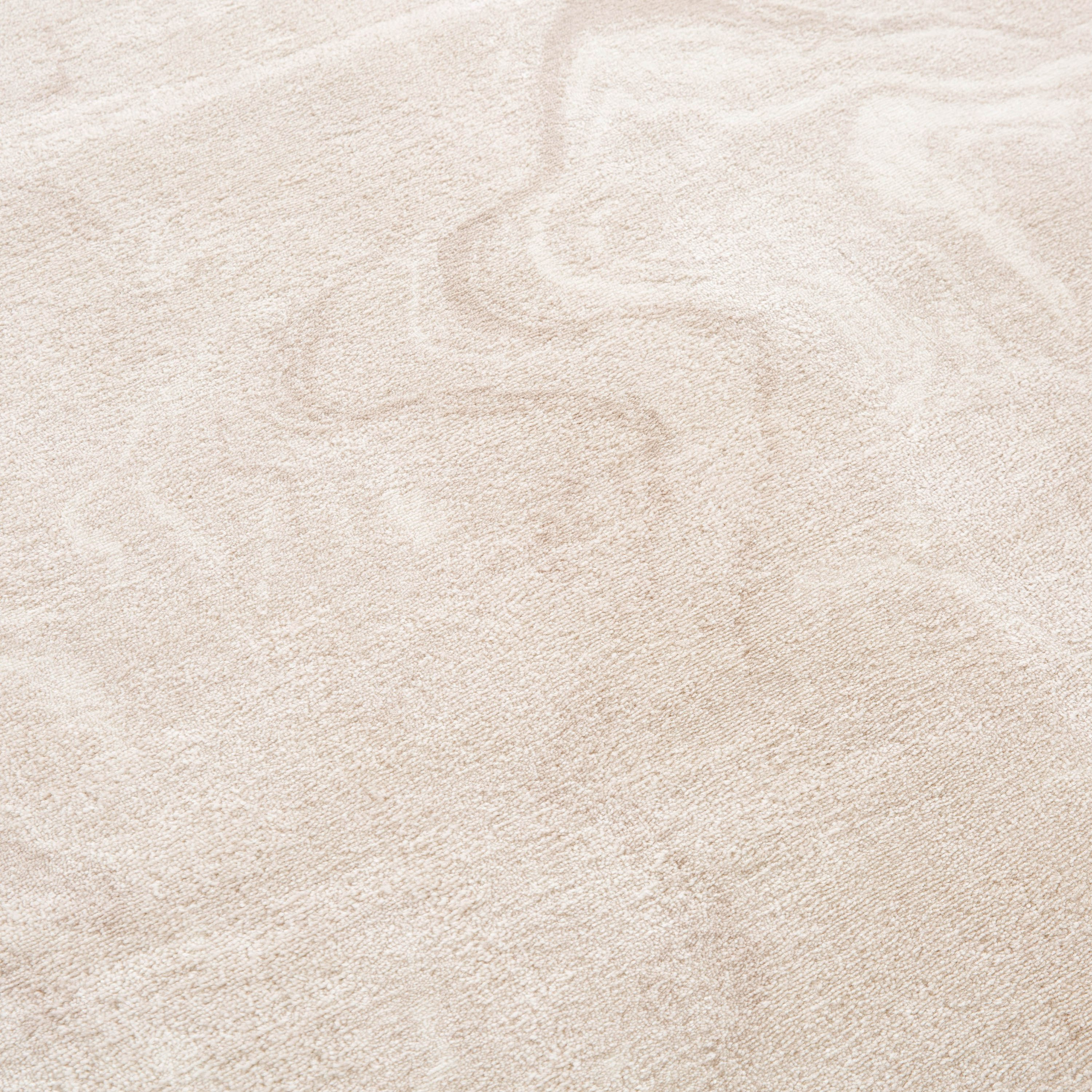 Dolce Curve Stain Resistant Polypropylene Rug - 240x360 cm-hbxdecorandfurnishings-floorcoverings-rugs-image-3