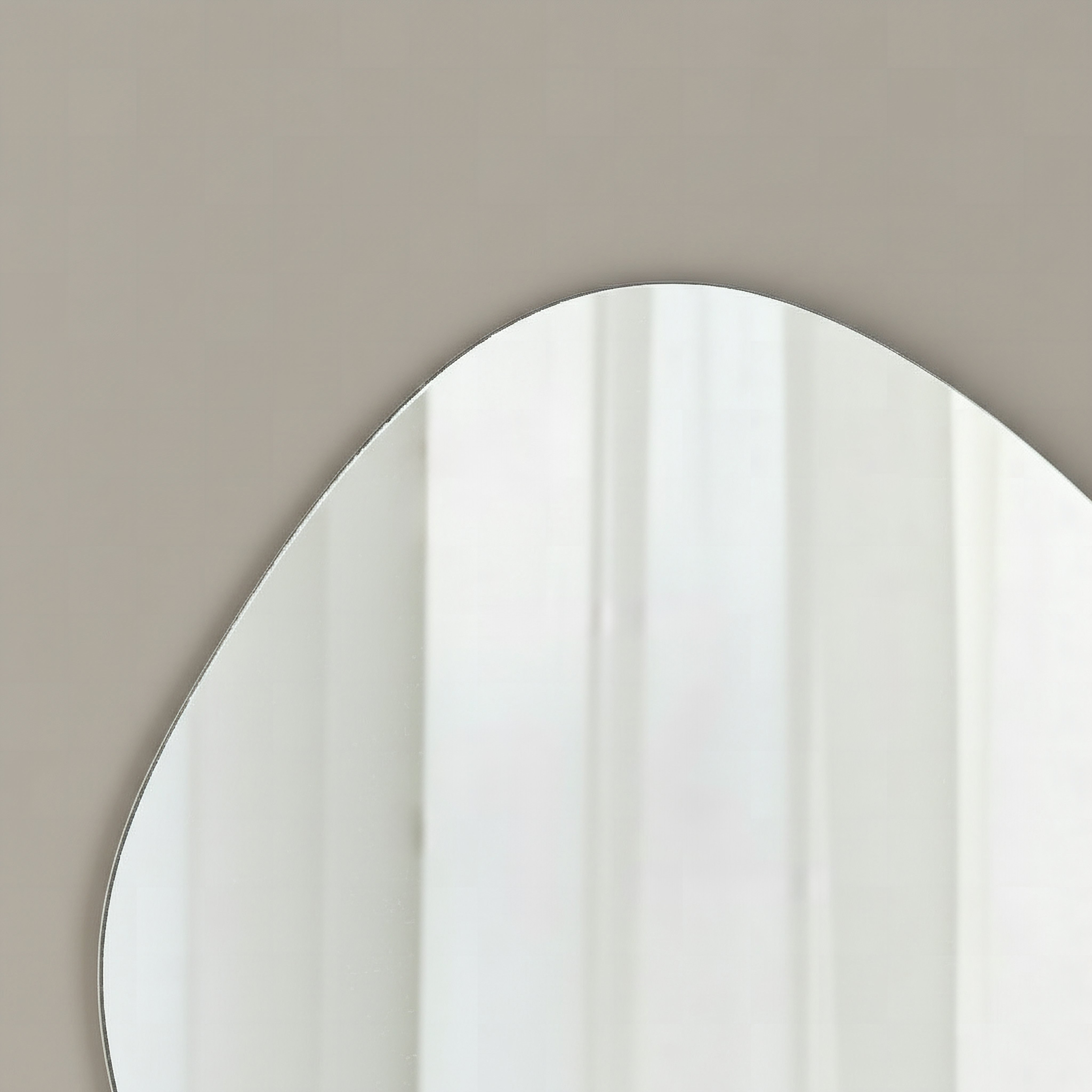 طقم مرايا ديكور دائرية بيسك 4 قطع من ريناتا أمبر - 30×30 سم-hbxhomeware-hbxdecorandfurnishings-image-3