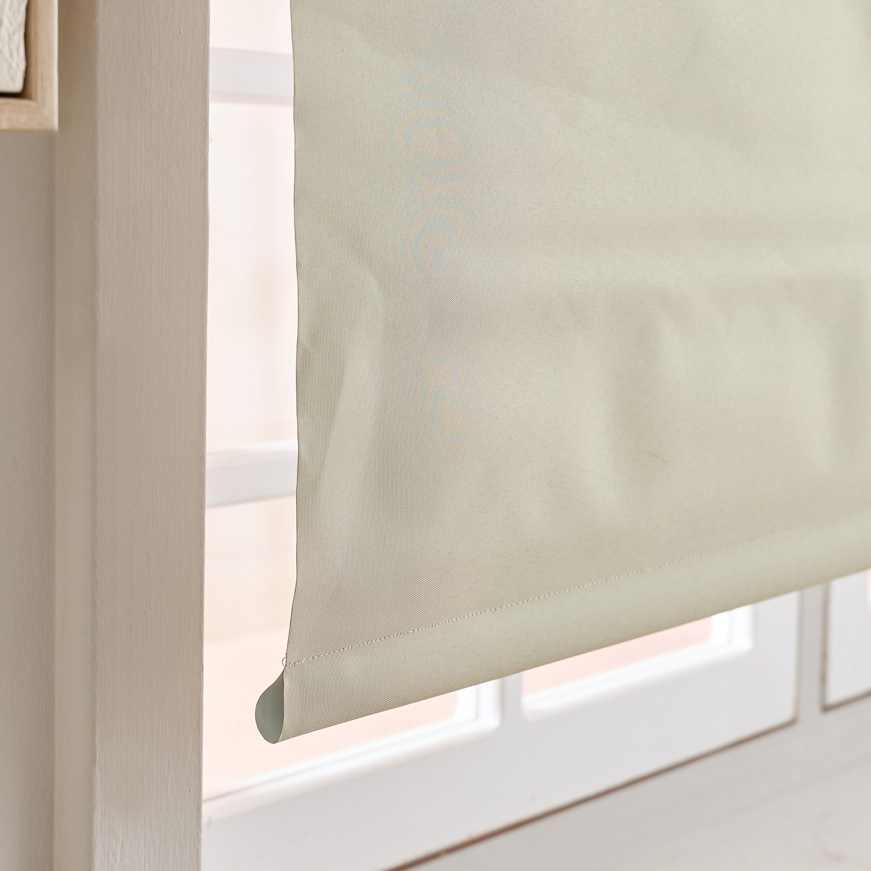 Delta Blackout Roller Blind - 90x240 cm-hbxhomeware-hbxbedroom-image-4