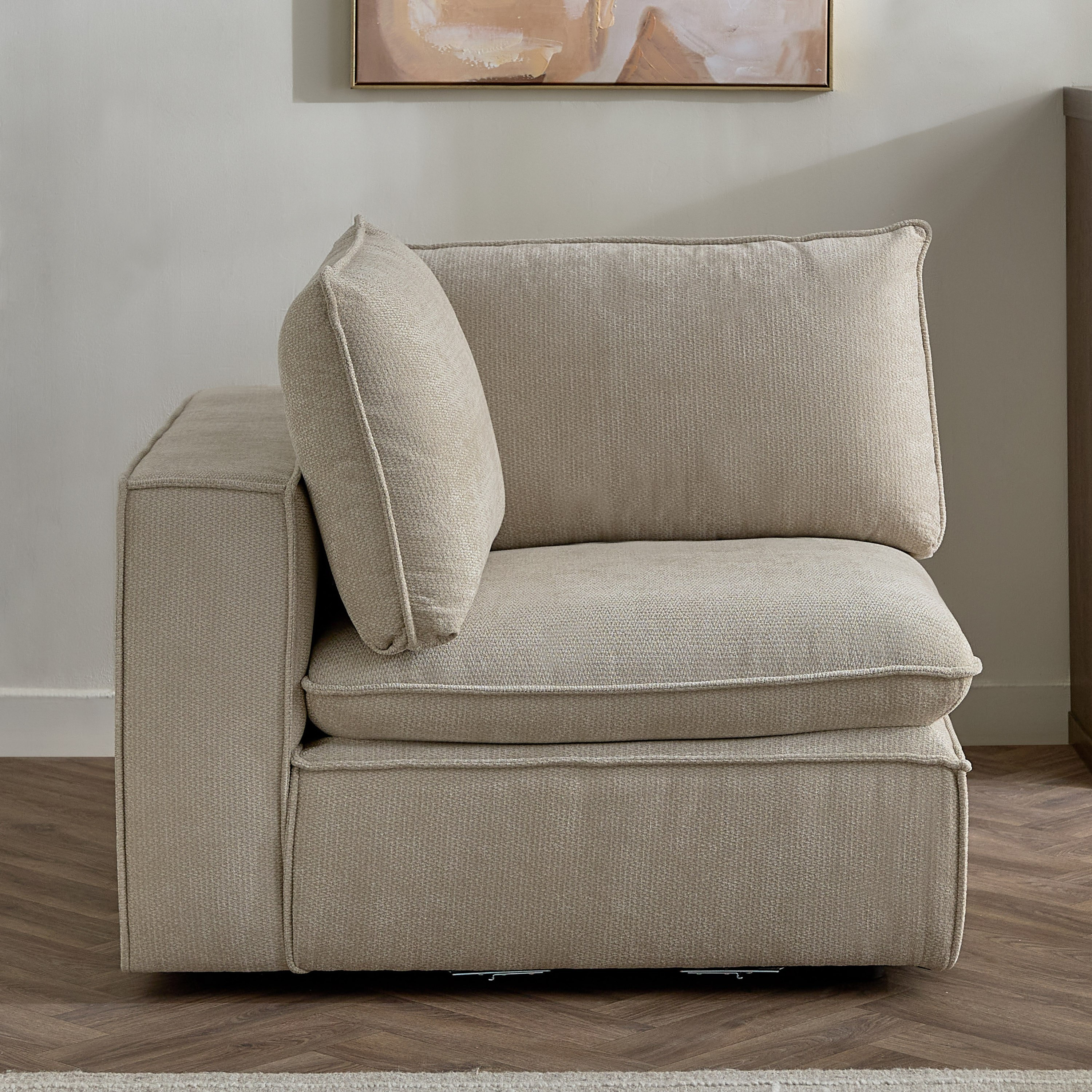 كنبة ركنية قماش من أوماها نكست-hbxlivingroom-sofasandarmchairs-modularsofas-image-2