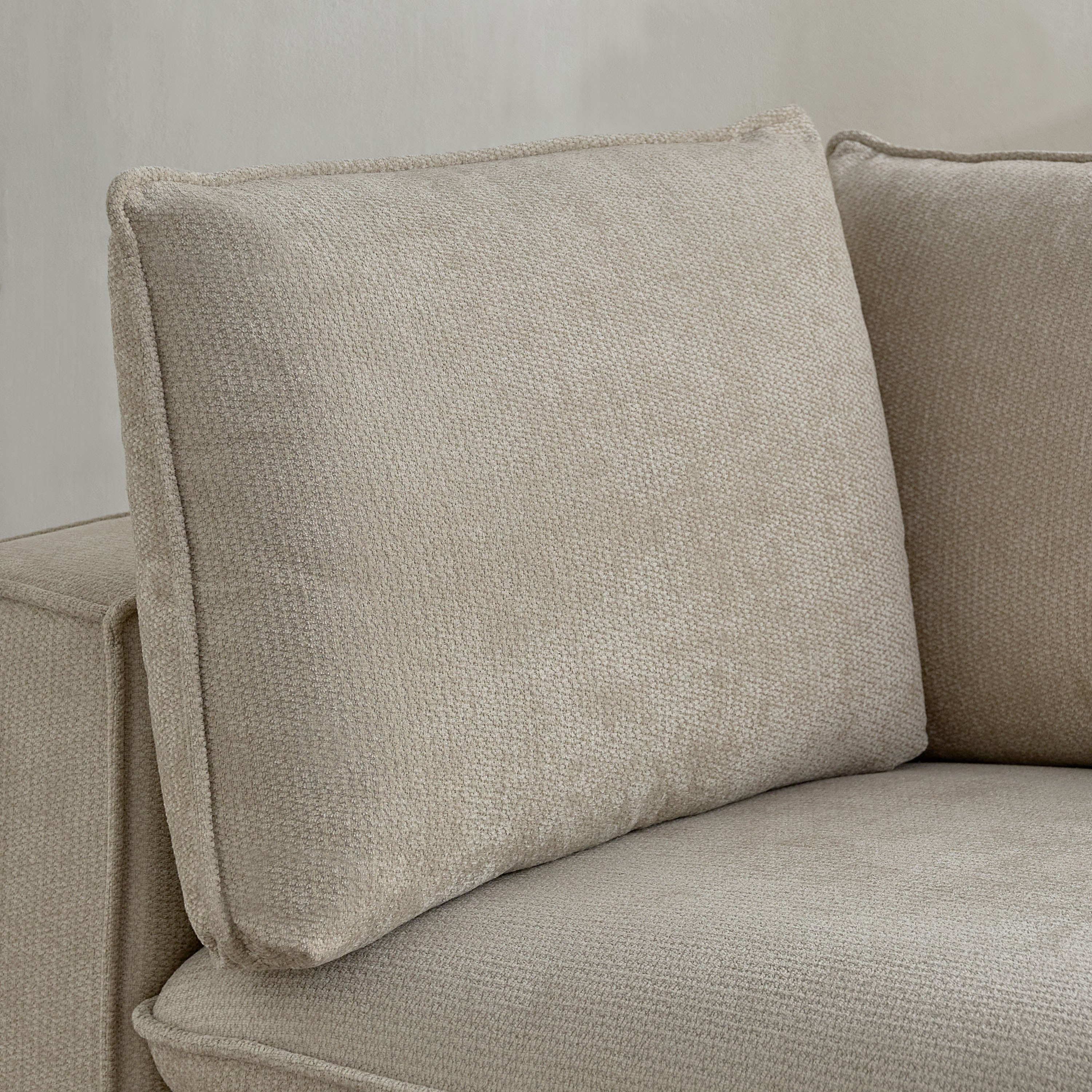 كنبة ركنية قماش من أوماها نكست-hbxlivingroom-sofasandarmchairs-modularsofas-image-4