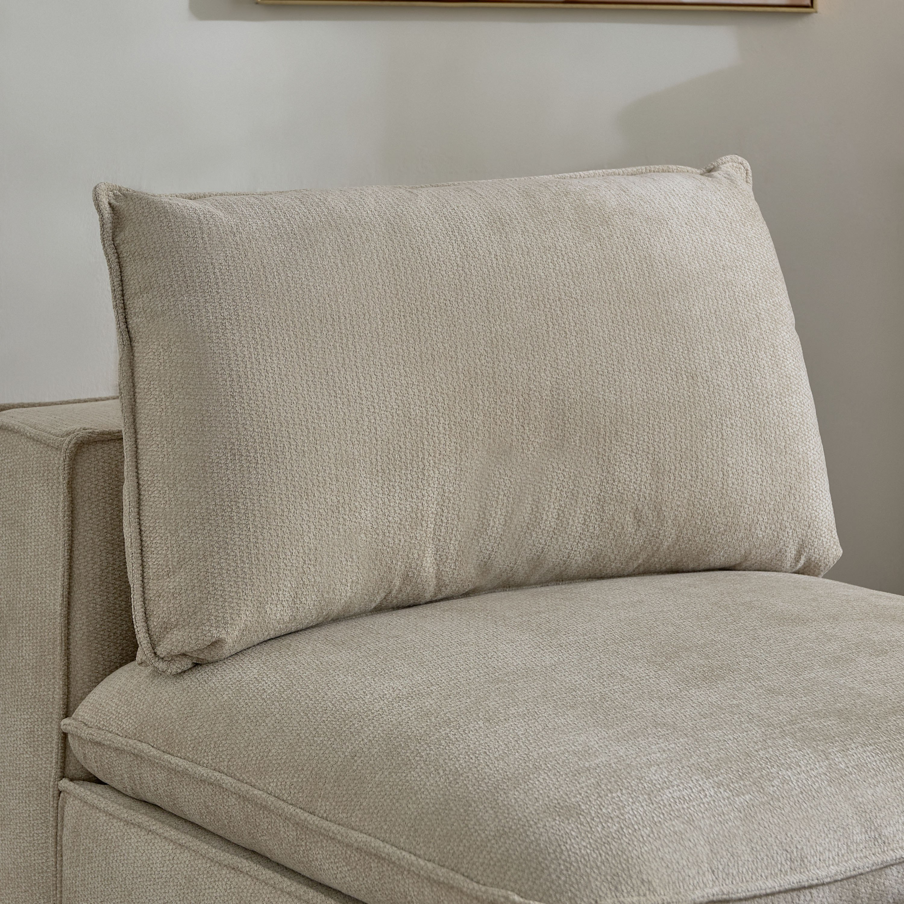 كنبة قماش بدون مساند من أوماها نكست-hbxlivingroom-sofasandarmchairs-modularsofas-image-4
