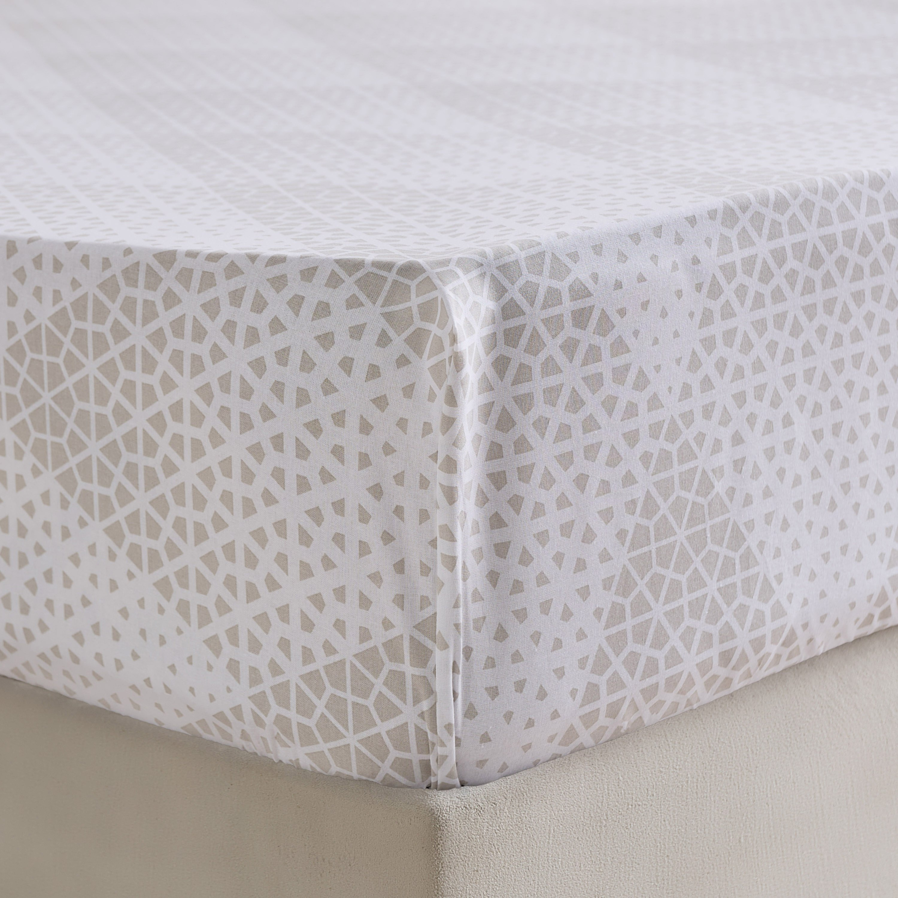 Malta Cara Printed Cotton Twin Fitted Sheet - 120x200+33 cm-hbxhomeware-hbxbedroom-image-4