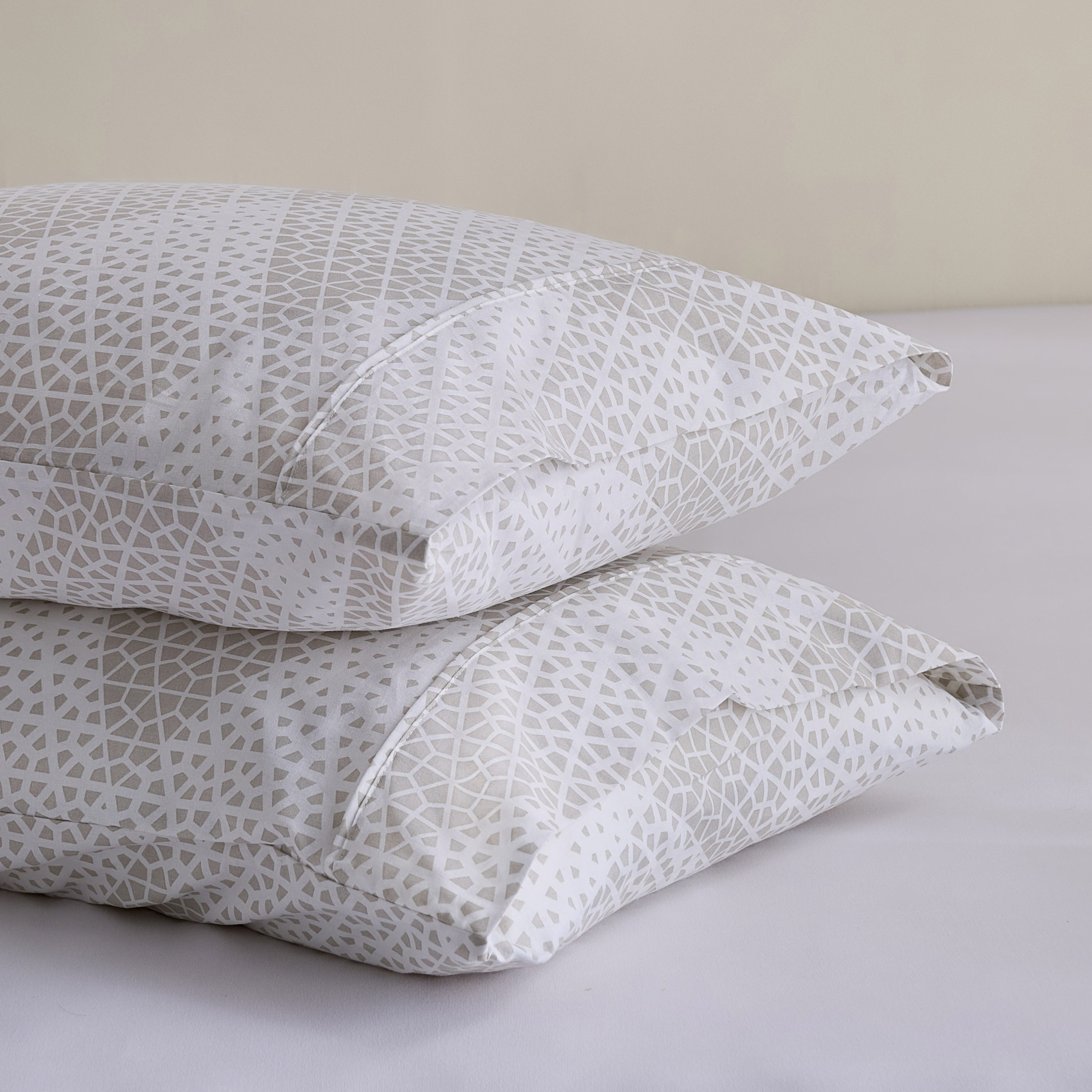 طقم لحاف كوين قطن بطبعات 3 قطع كارا من مالطا - 200x240 سم-hbxhomeware-hbxdecorandfurnishings-image-6