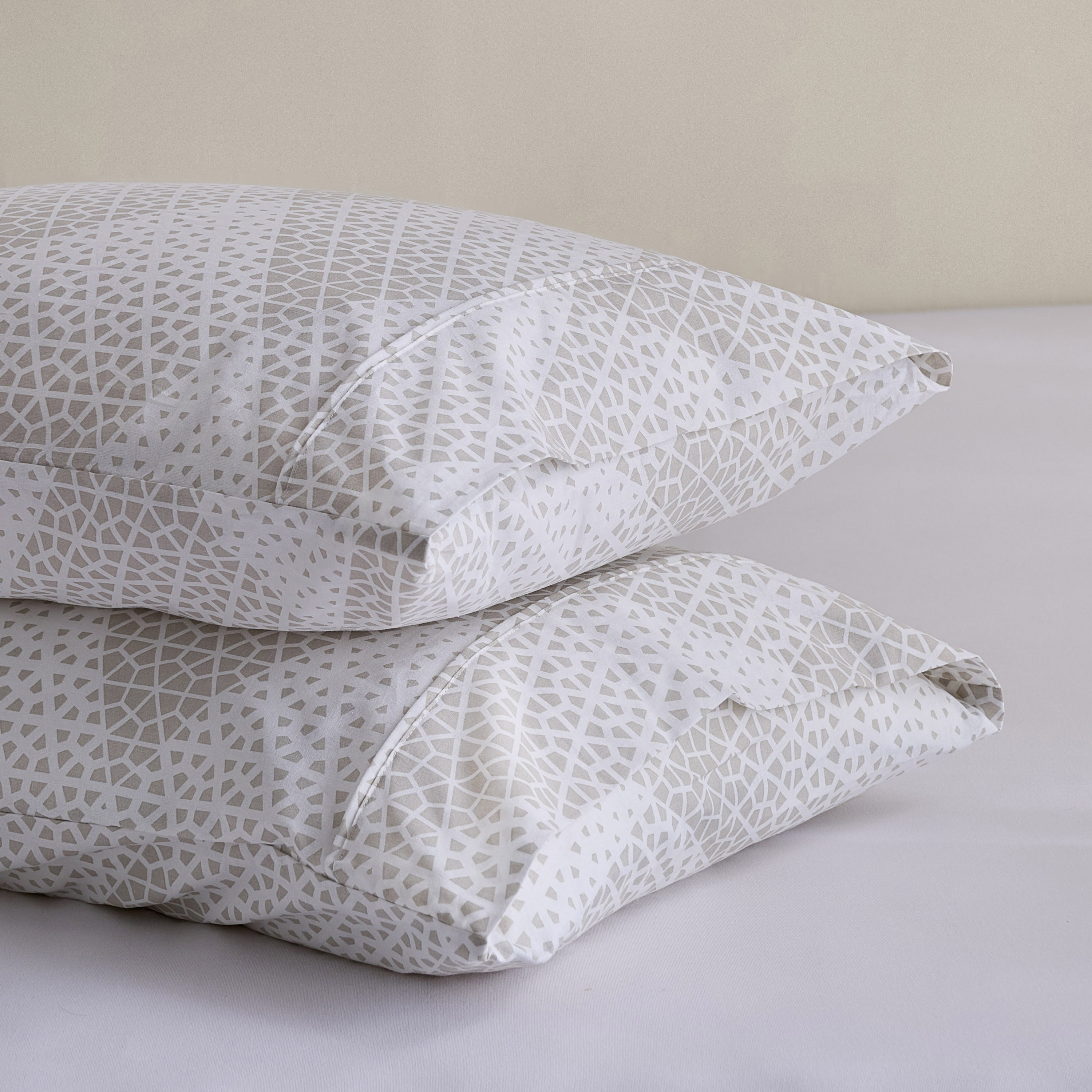 طقم لحاف كينج قطن بطبعات 3 قطع كارا من مالطا - 220x240 سم-hbxhomeware-hbxdecorandfurnishings-image-6